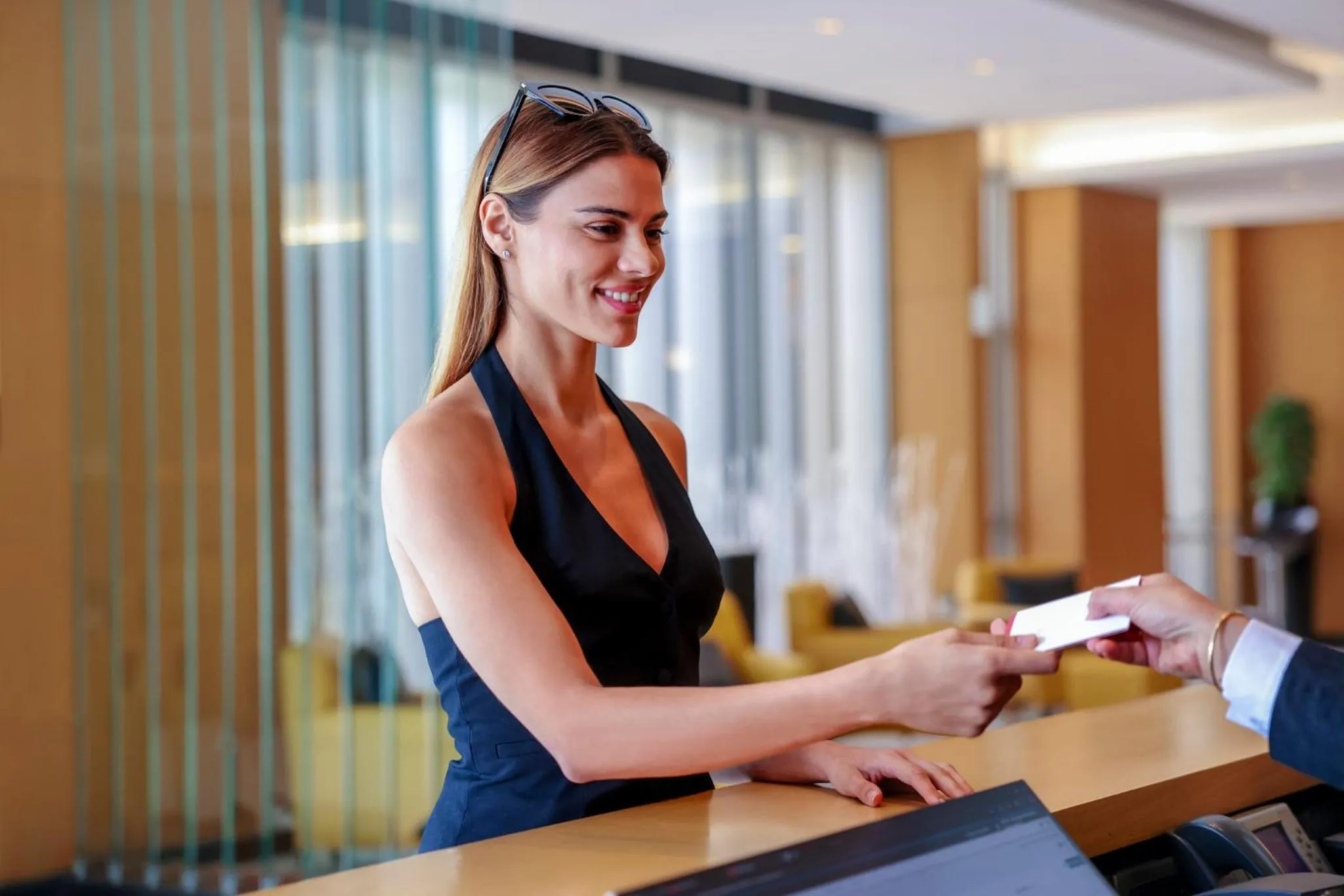 Lobby or reception in Hala Arjaan by Rotana, Deluxe Hotel Apartments