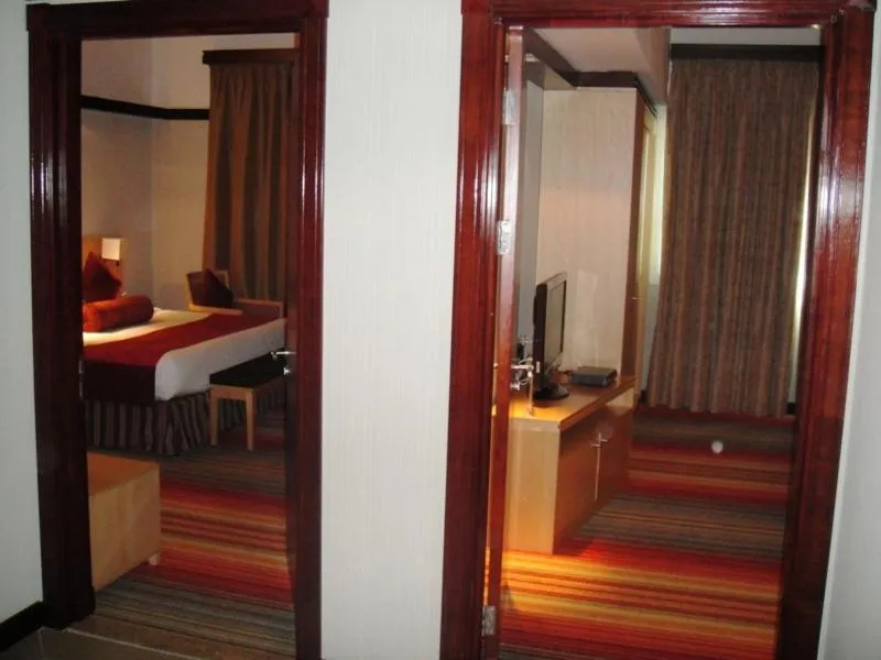 Bedroom, Bed in L'Arabia Hotel Apartments