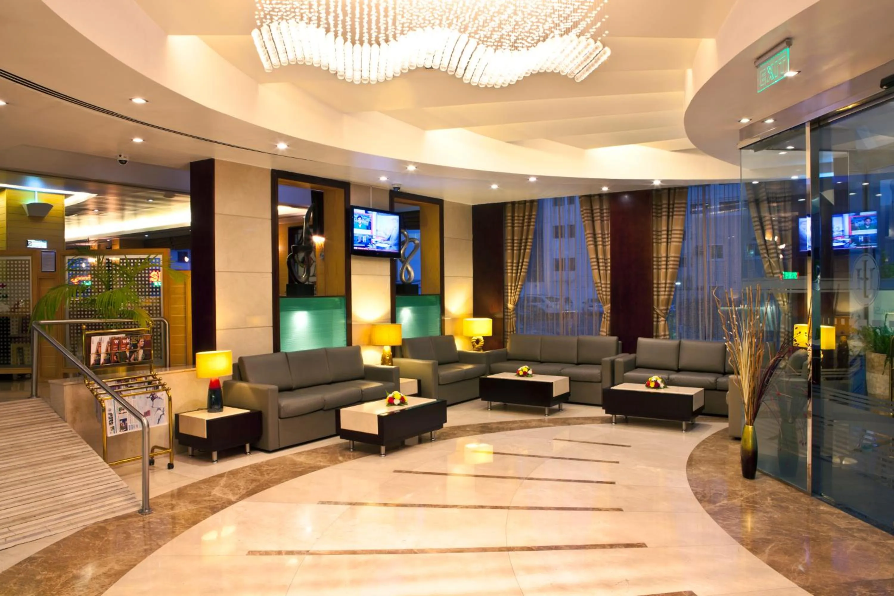 Lobby or reception in Landmark Riqqa Hotel