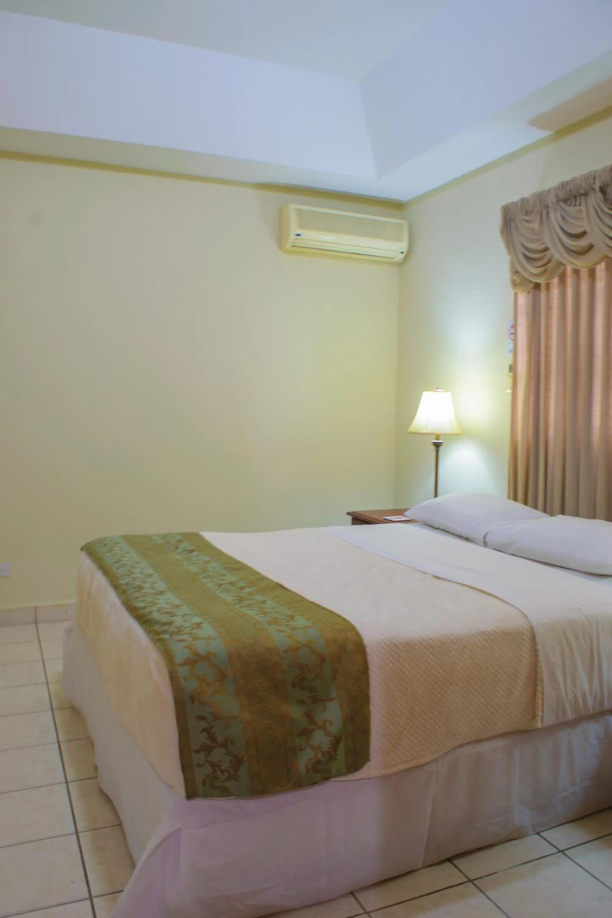 Bed in Hotel Fontana