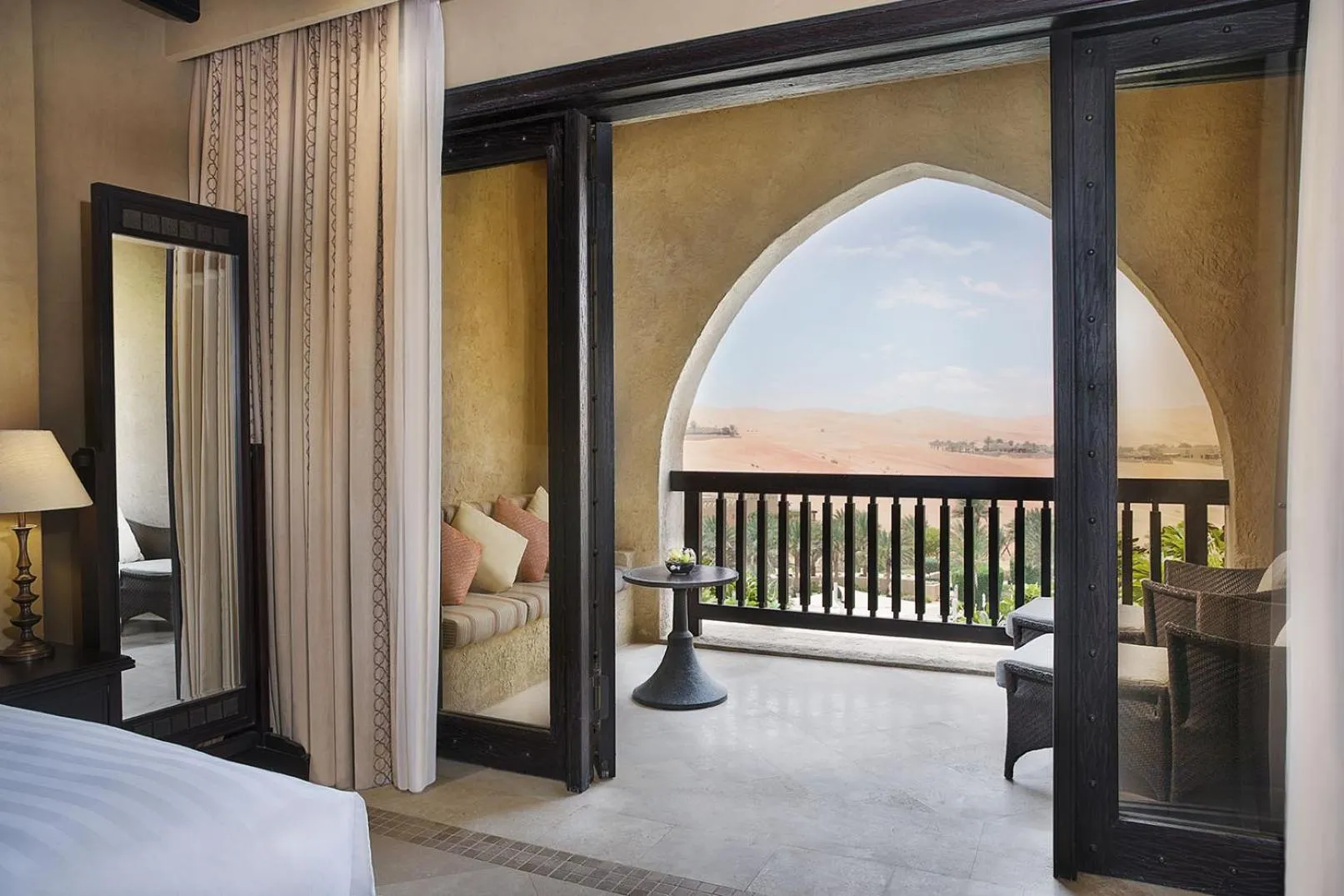 Balcony/Terrace, Bed in Anantara Qasr al Sarab Desert Resort