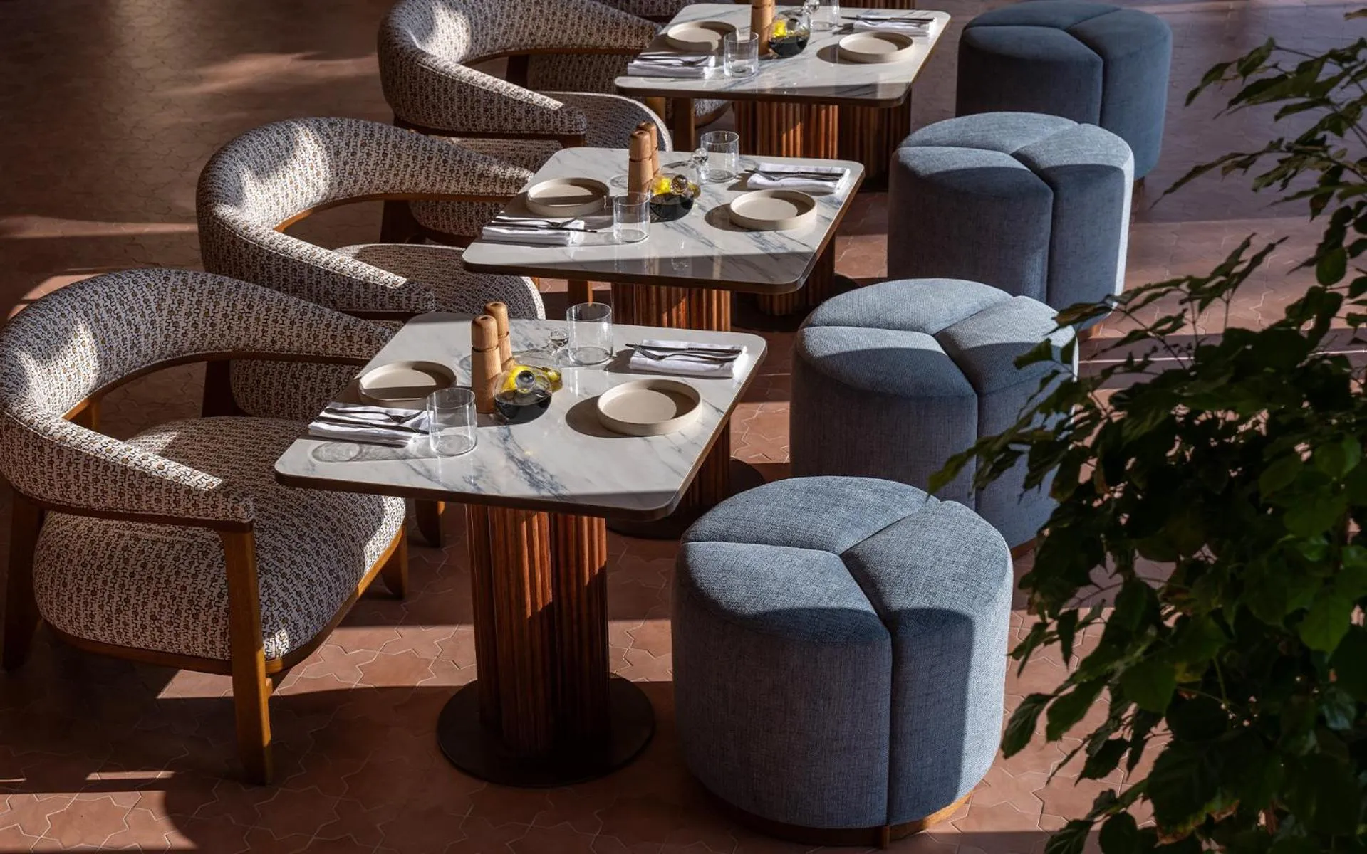 Restaurant/places to eat in Anantara Qasr al Sarab Desert Resort