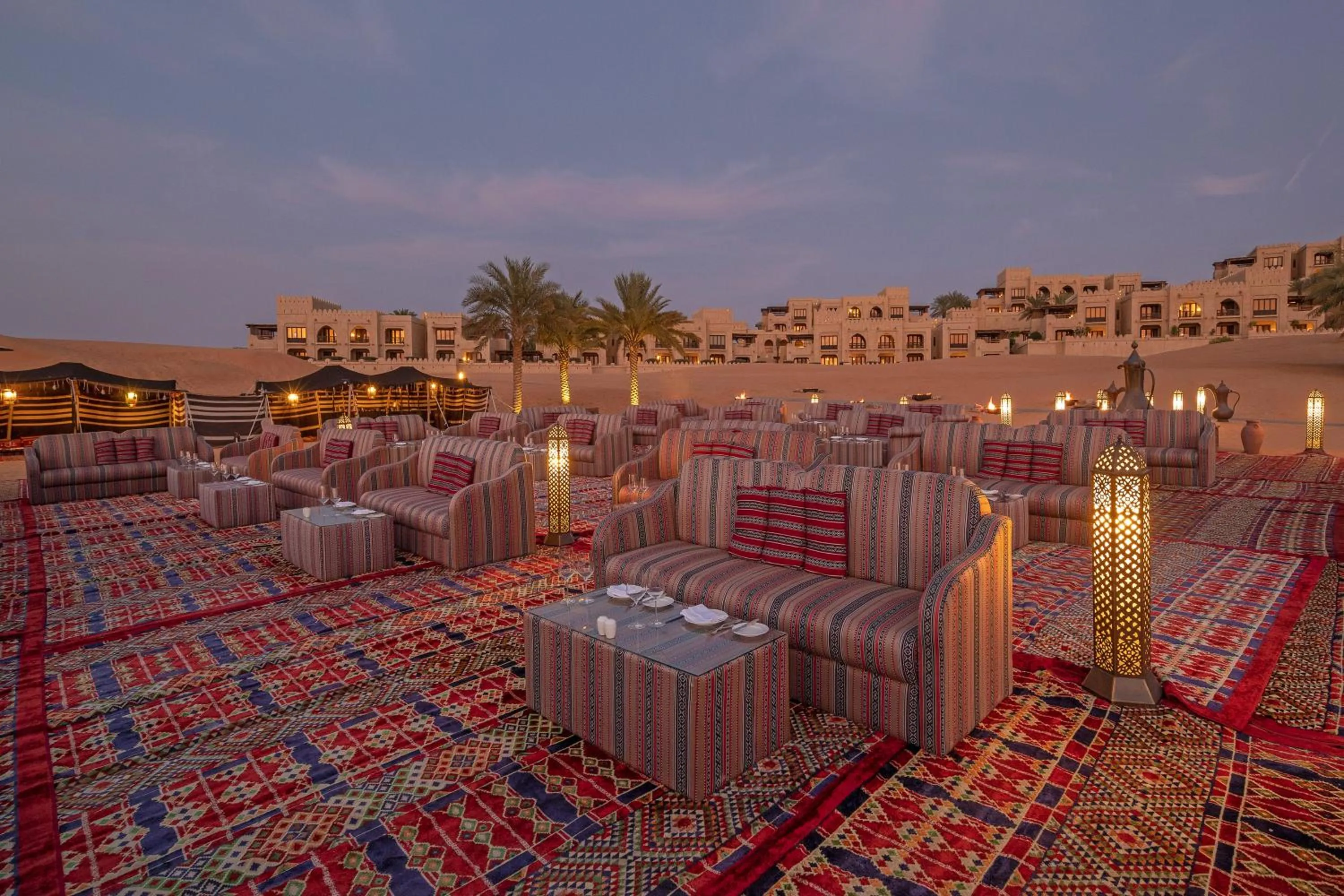 Restaurant/places to eat in Anantara Qasr al Sarab Desert Resort