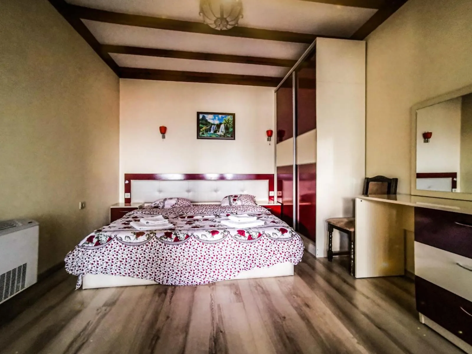 Bedroom, Bed in Hotel Alikante