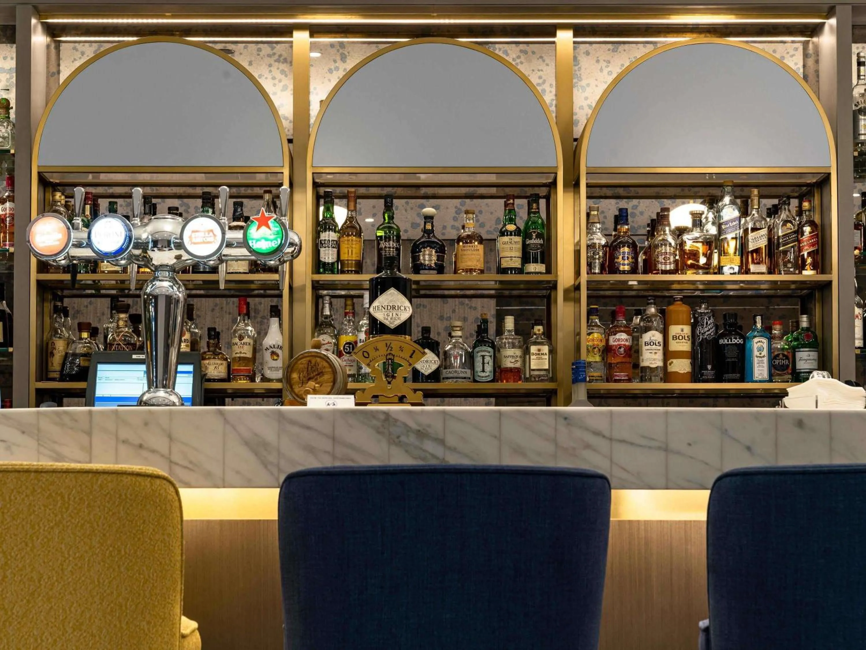 Lounge or bar in Sofitel Dubai Jumeirah Beach
