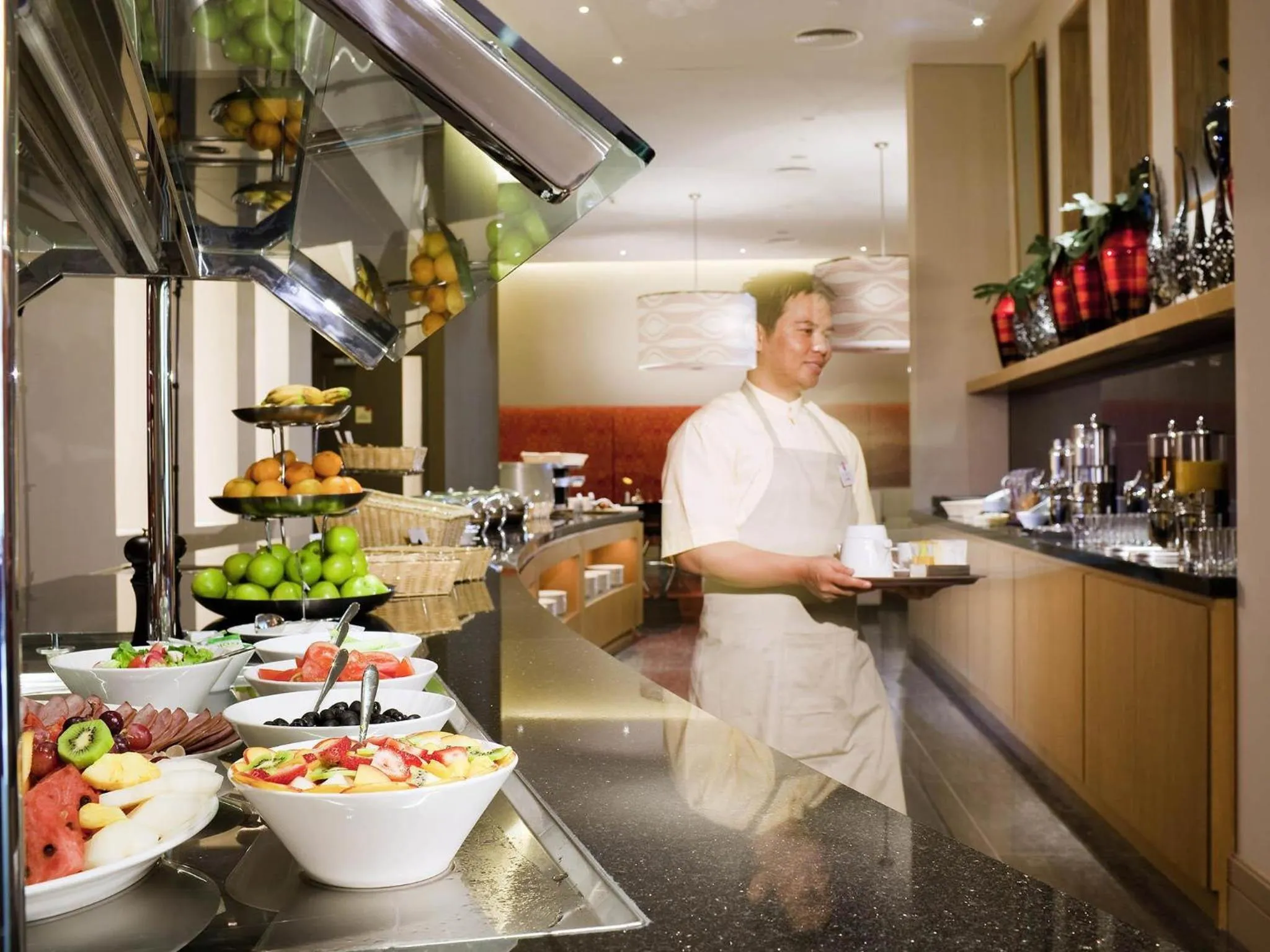 Restaurant/places to eat in Novotel Suites Mall Avenue Dubai