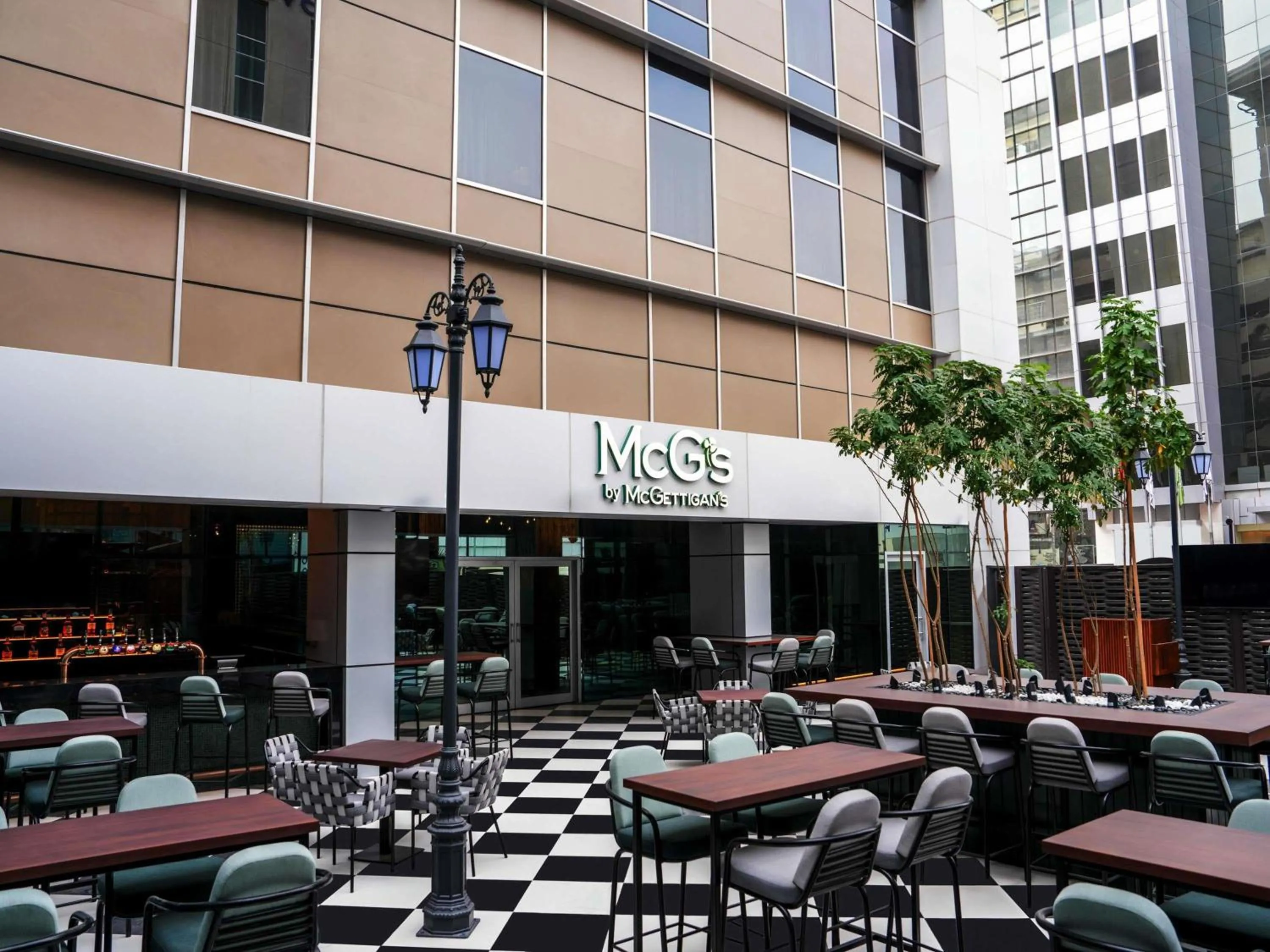 Lounge or bar in Novotel Suites Mall Avenue Dubai