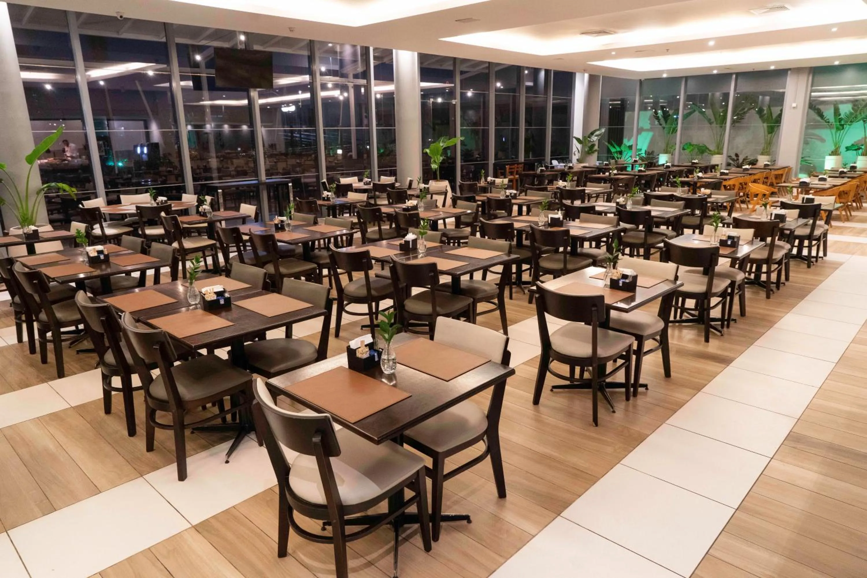 Restaurant/places to eat in Laghetto Stilo Barra