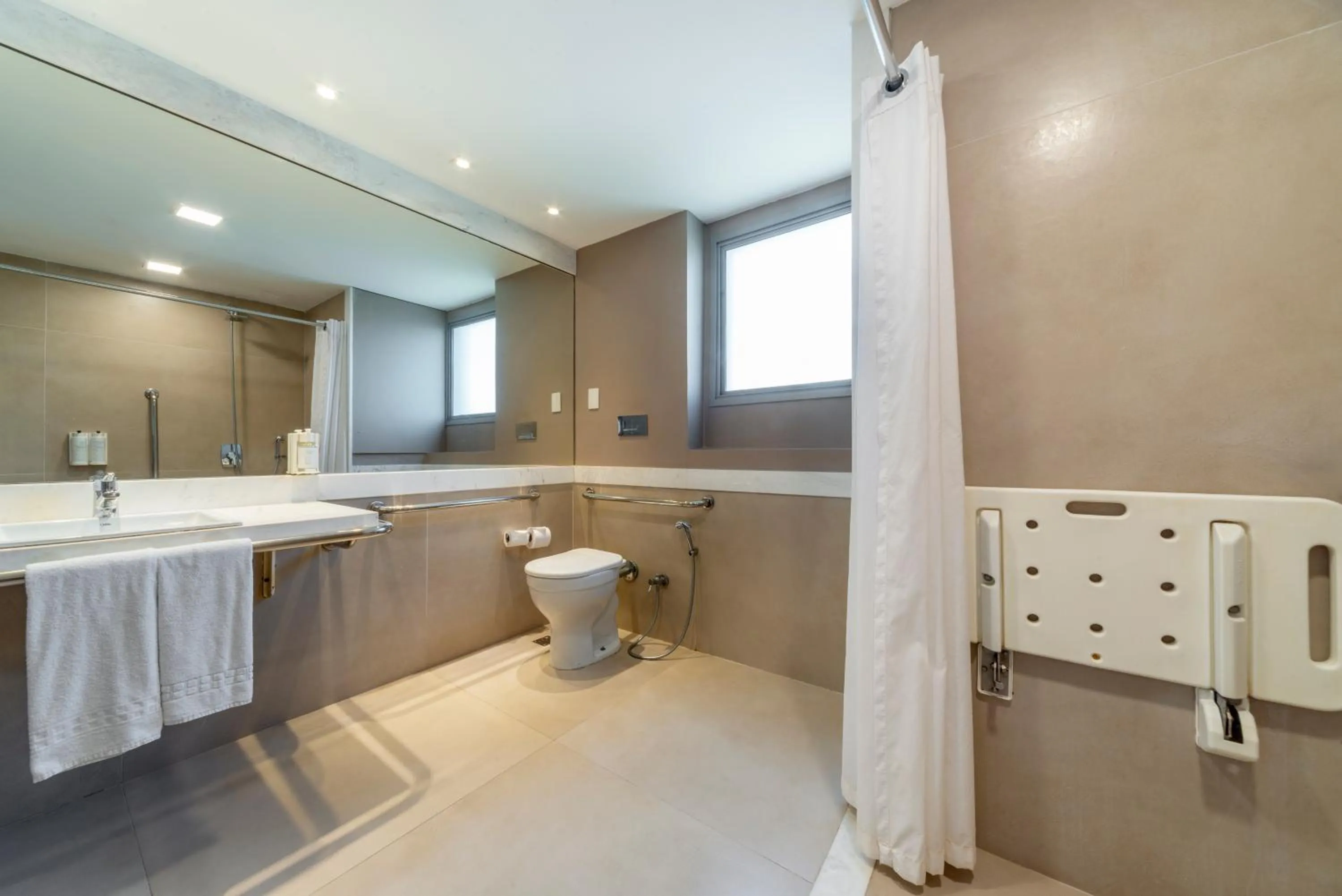 Bathroom in Laghetto Stilo Barra