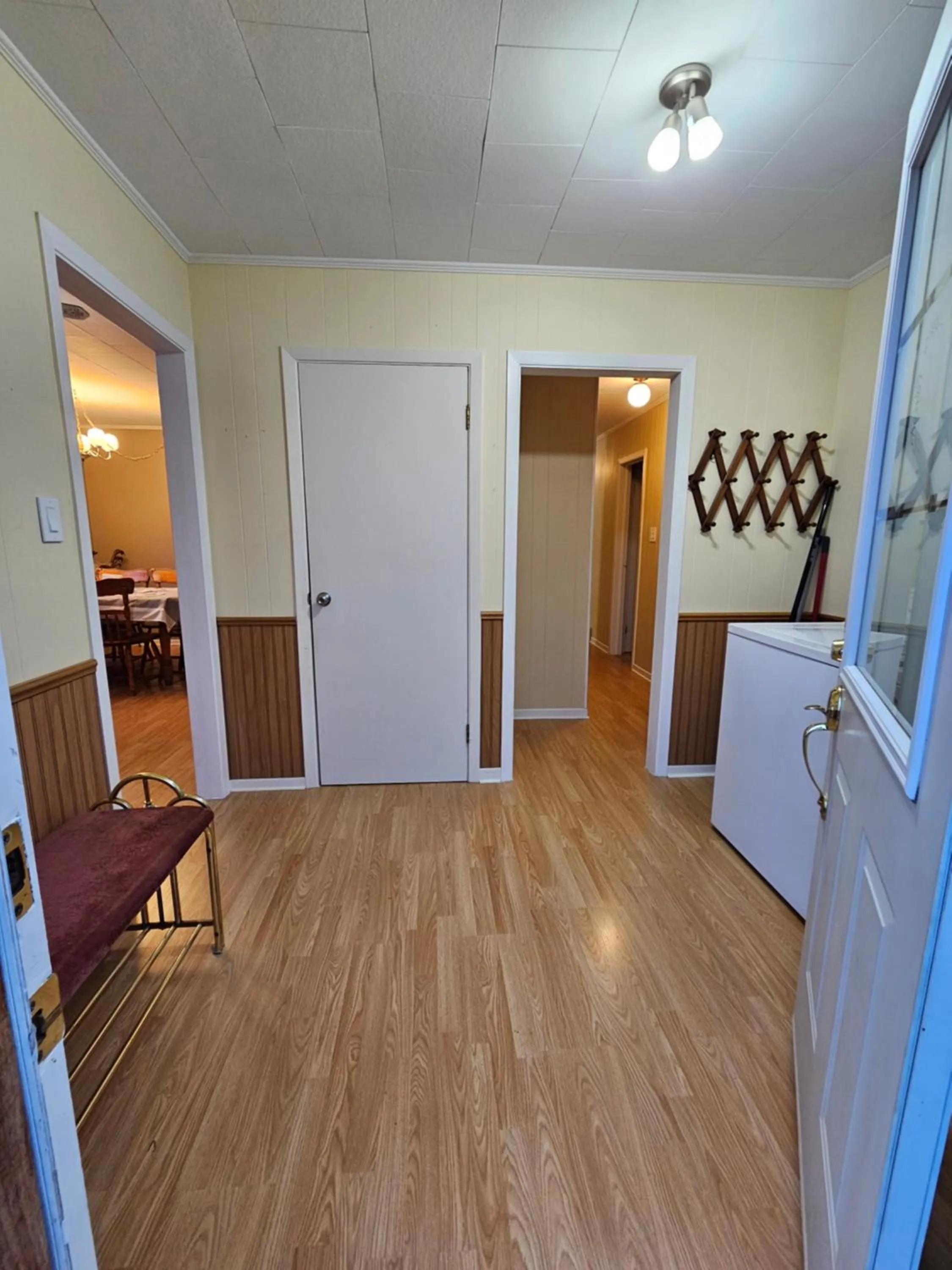 Facade/entrance in Fair Isle Motel & The Nest