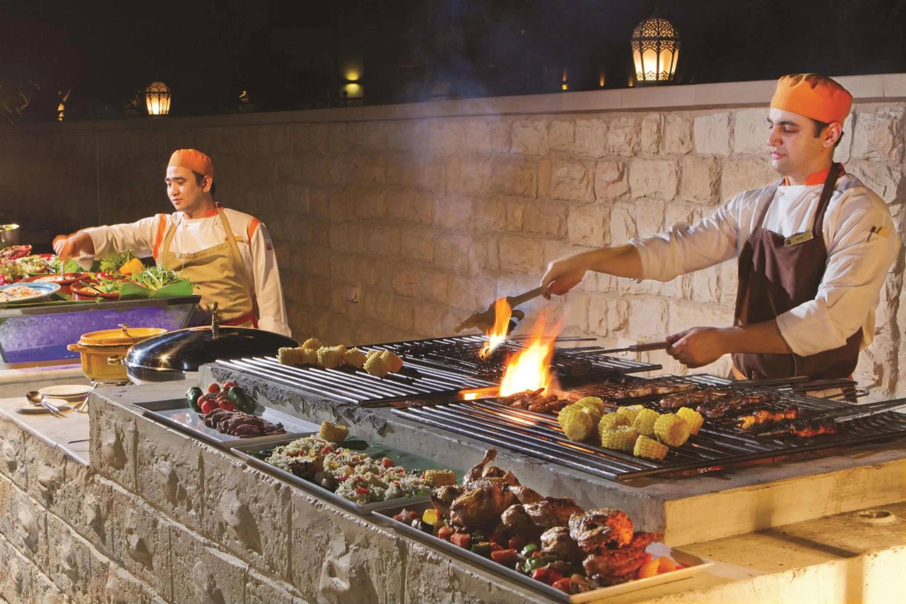 Lounge or bar in Traders Hotel, Abu Dhabi