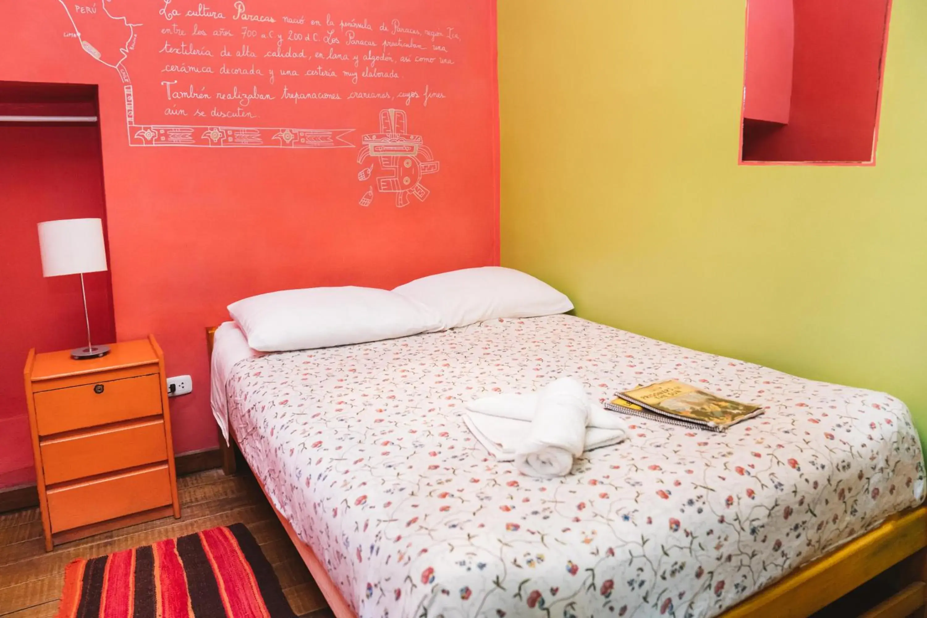 Double Room with Shared Bathroom in Backpacker La Bo'M Double Room with Shared Bathroom in Backpacker La Bo'M