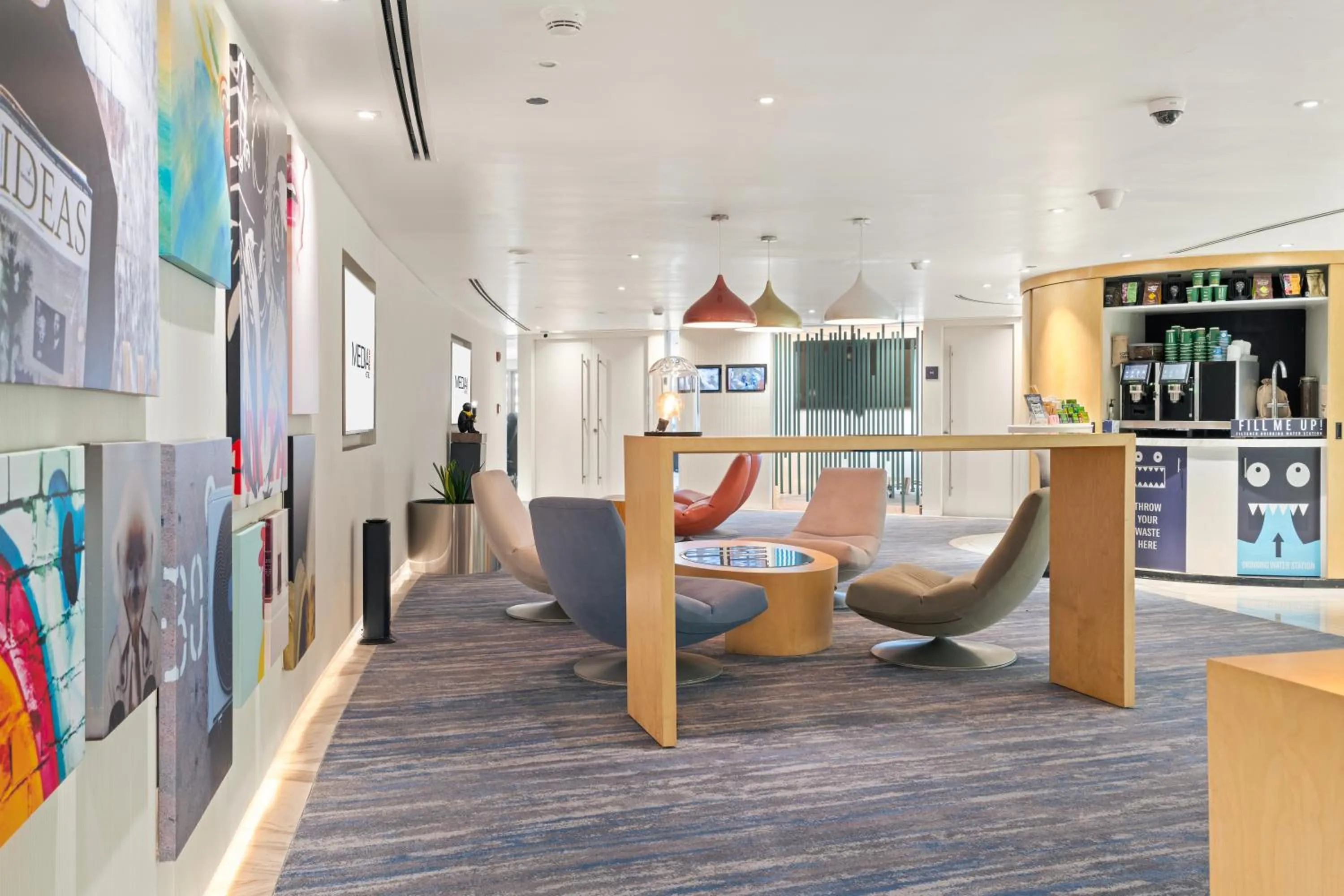 Meeting/conference room in Media One Hotel