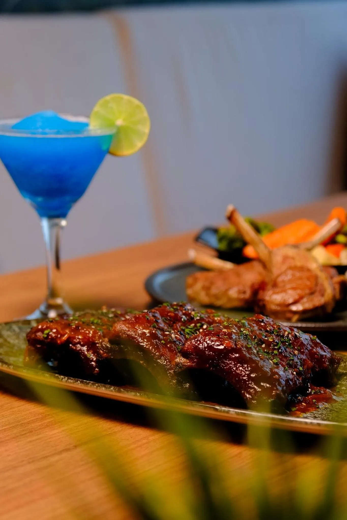 Restaurant/places to eat in Media One Hotel