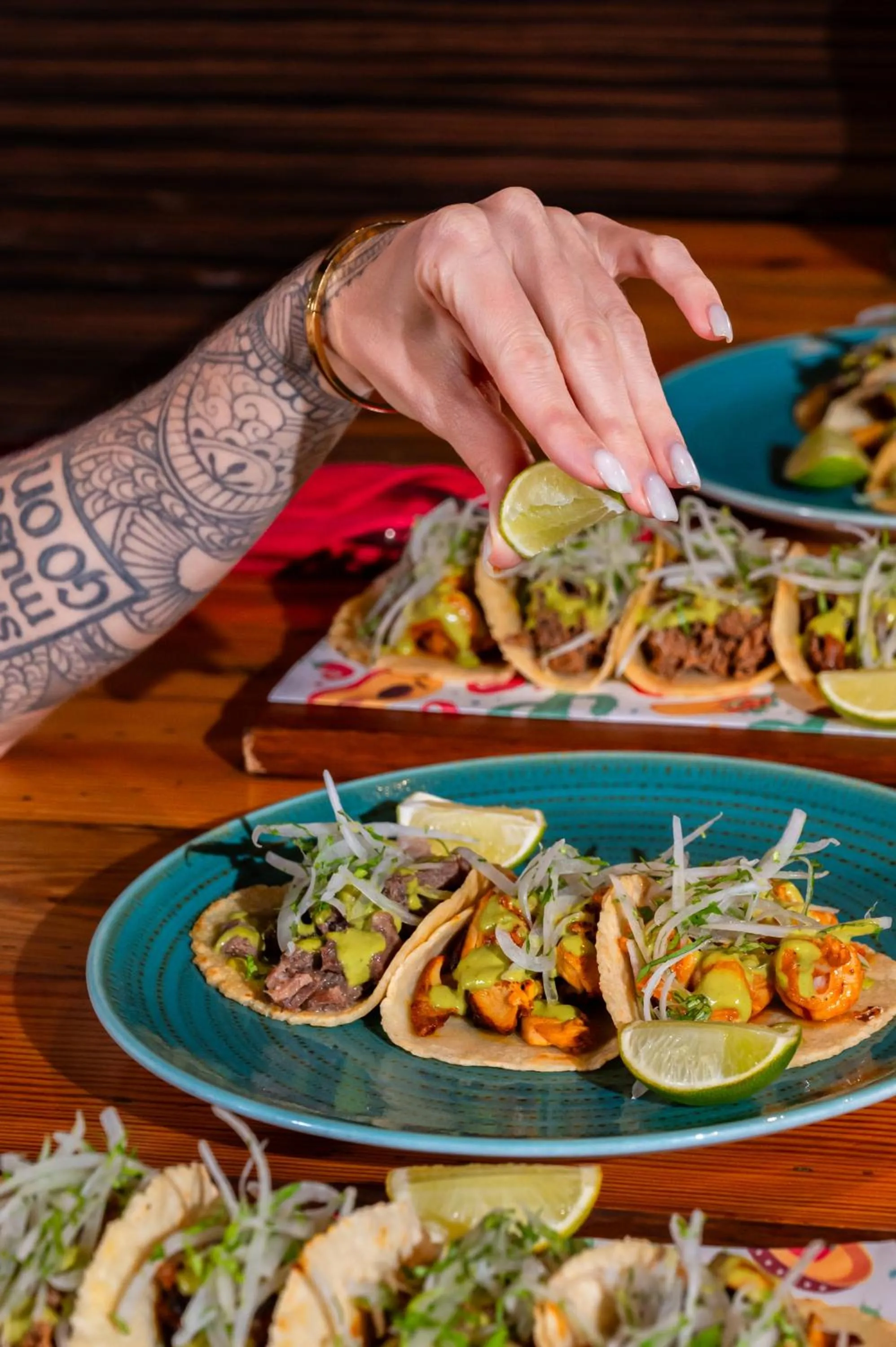 Restaurant/places to eat in Yas Plaza Mangroves by IHG