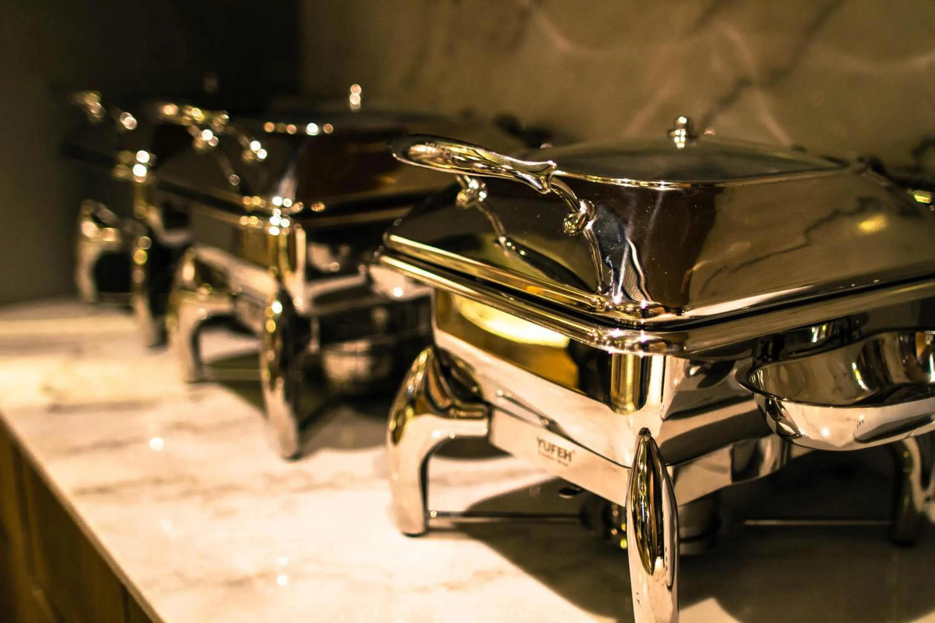 Restaurant/places to eat in Point Boutique Hotel