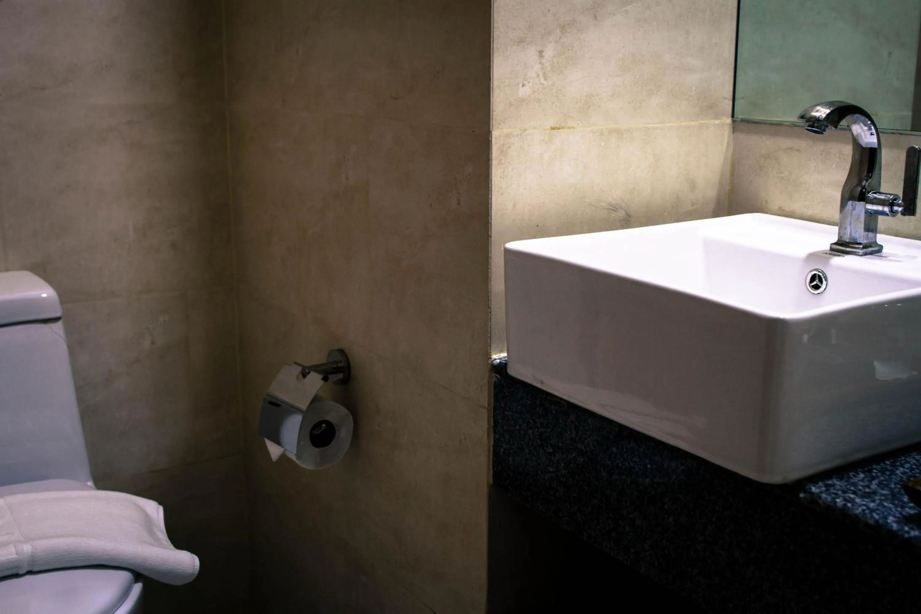 Shower in Point Boutique Hotel