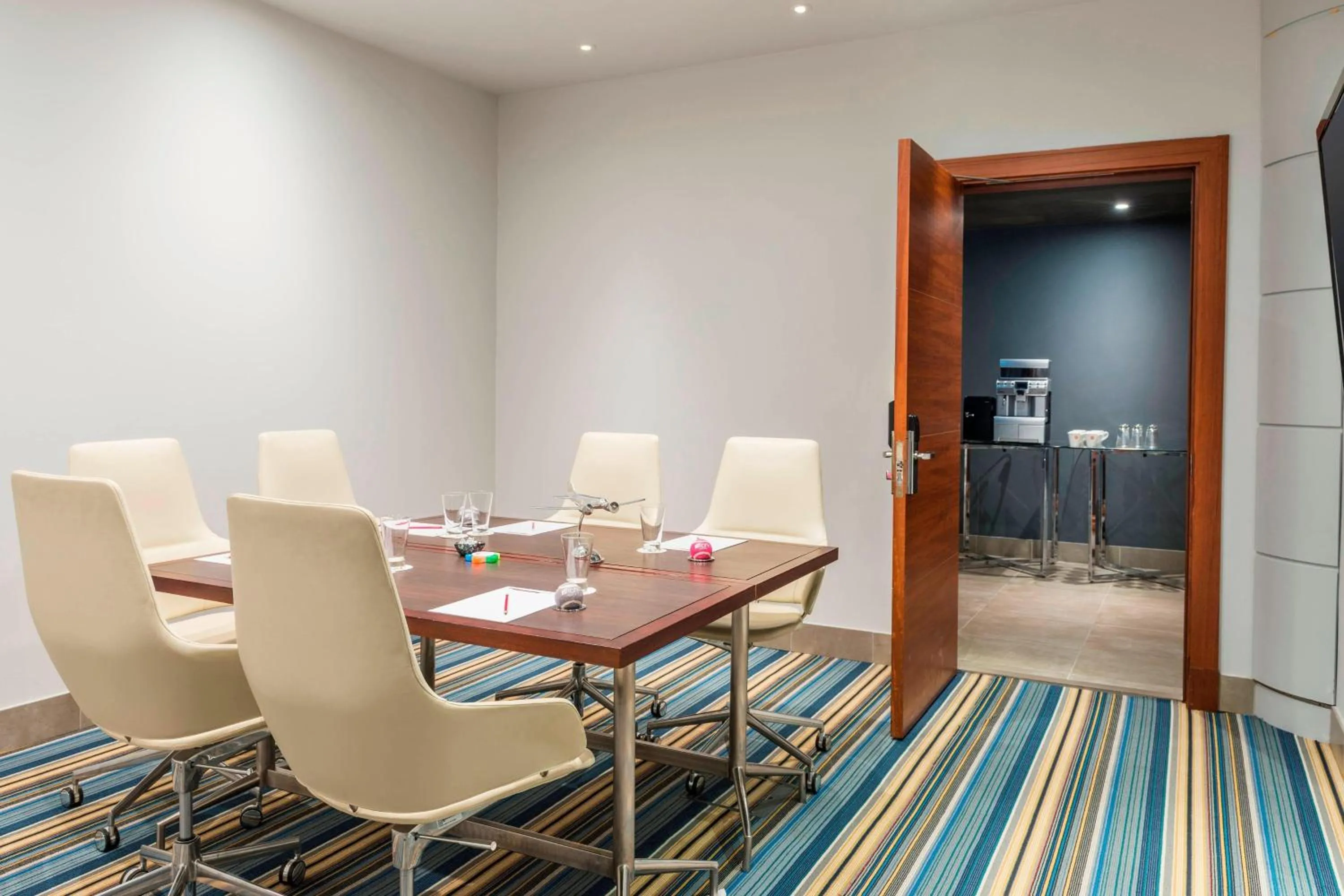 Meeting/conference room in Aloft Abu Dhabi