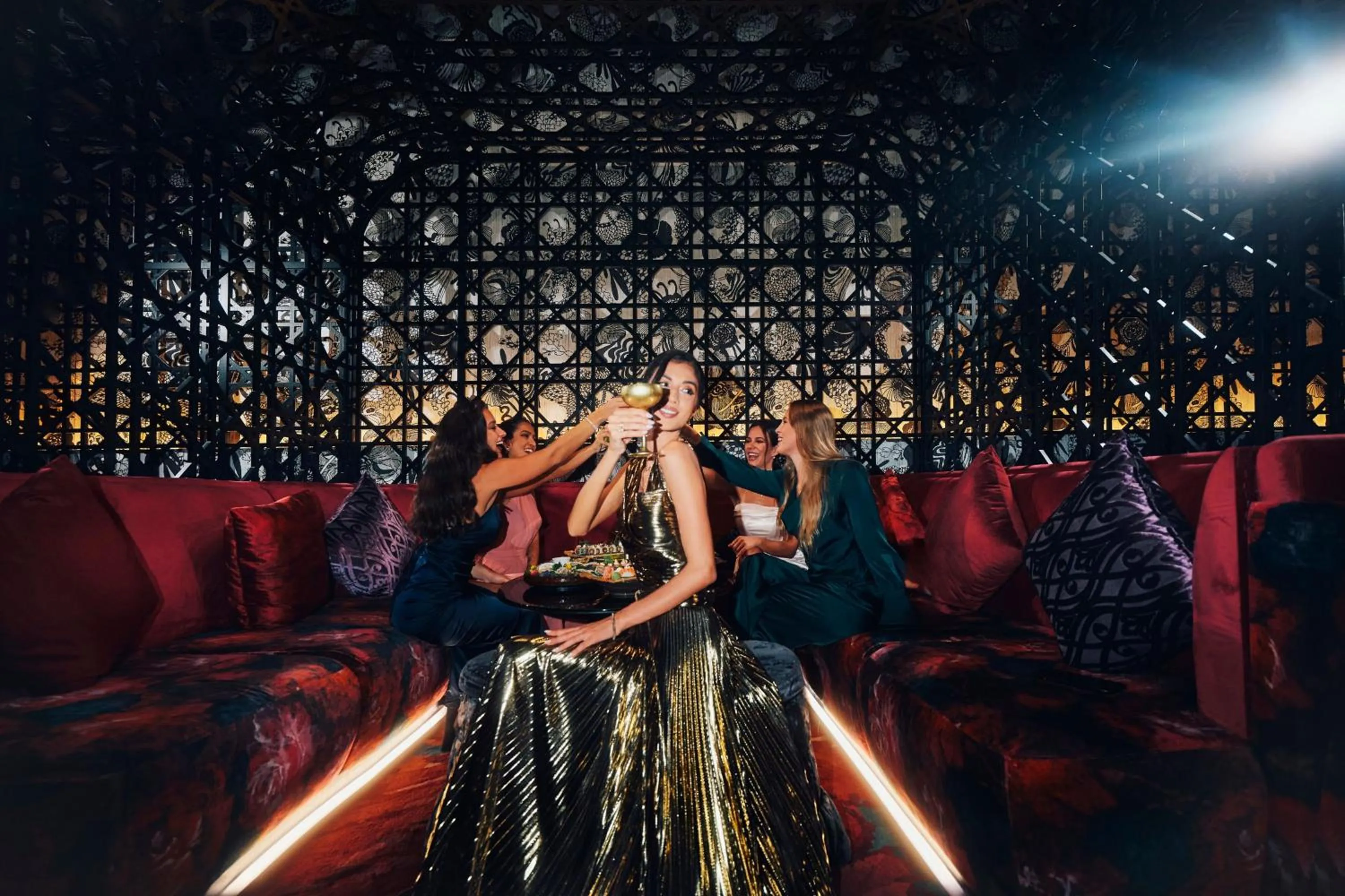 Lounge or bar in W Abu Dhabi - Yas Island