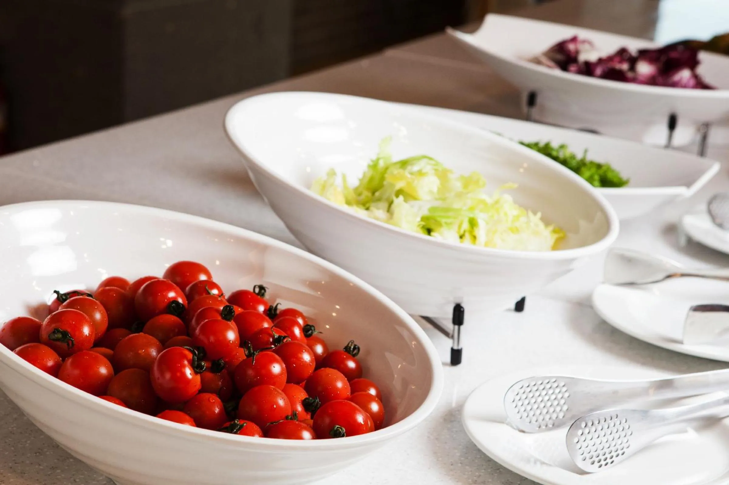 Restaurant/places to eat in YOUUS Hotel