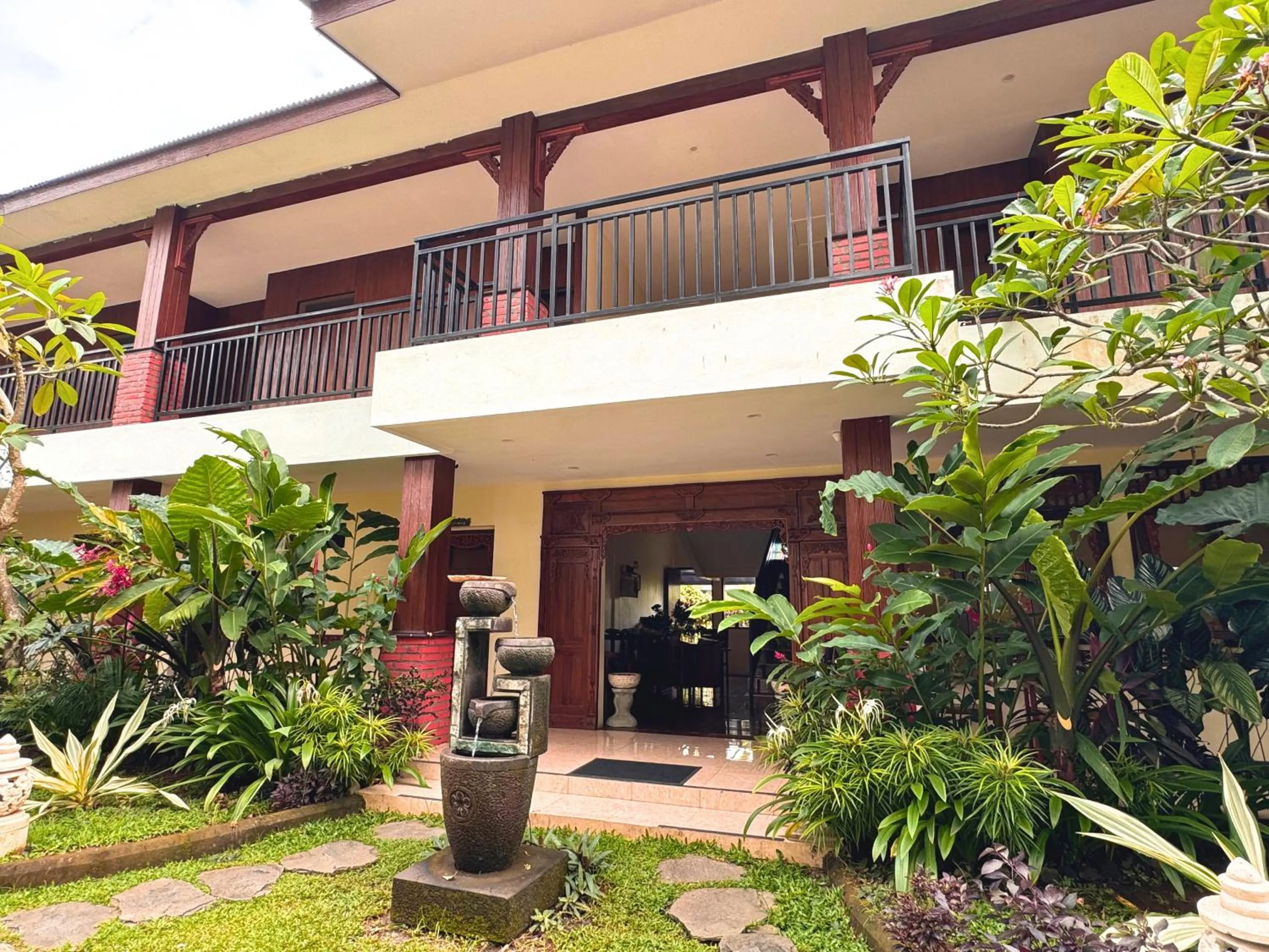 Property building in Royal Casa Ganesha