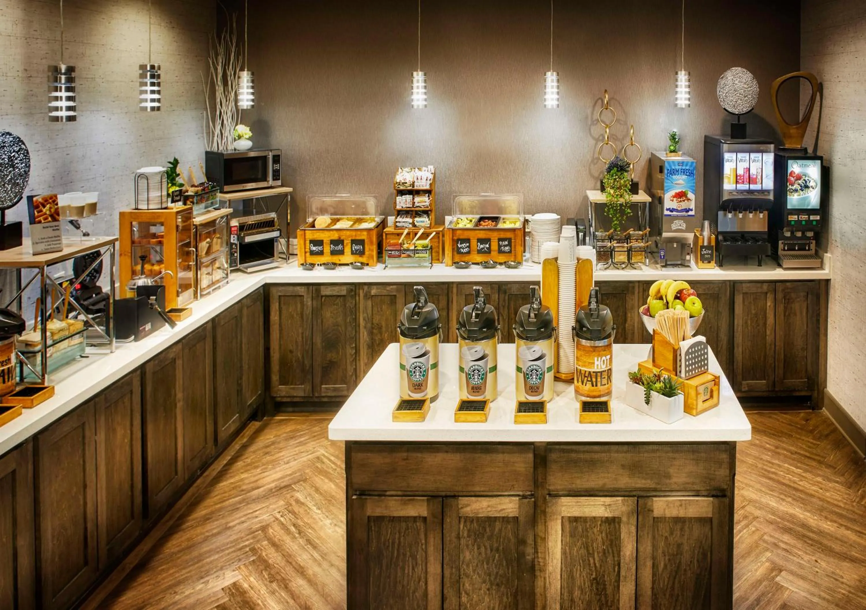 Breakfast in Best Western Plus Lewisville Flower Mound