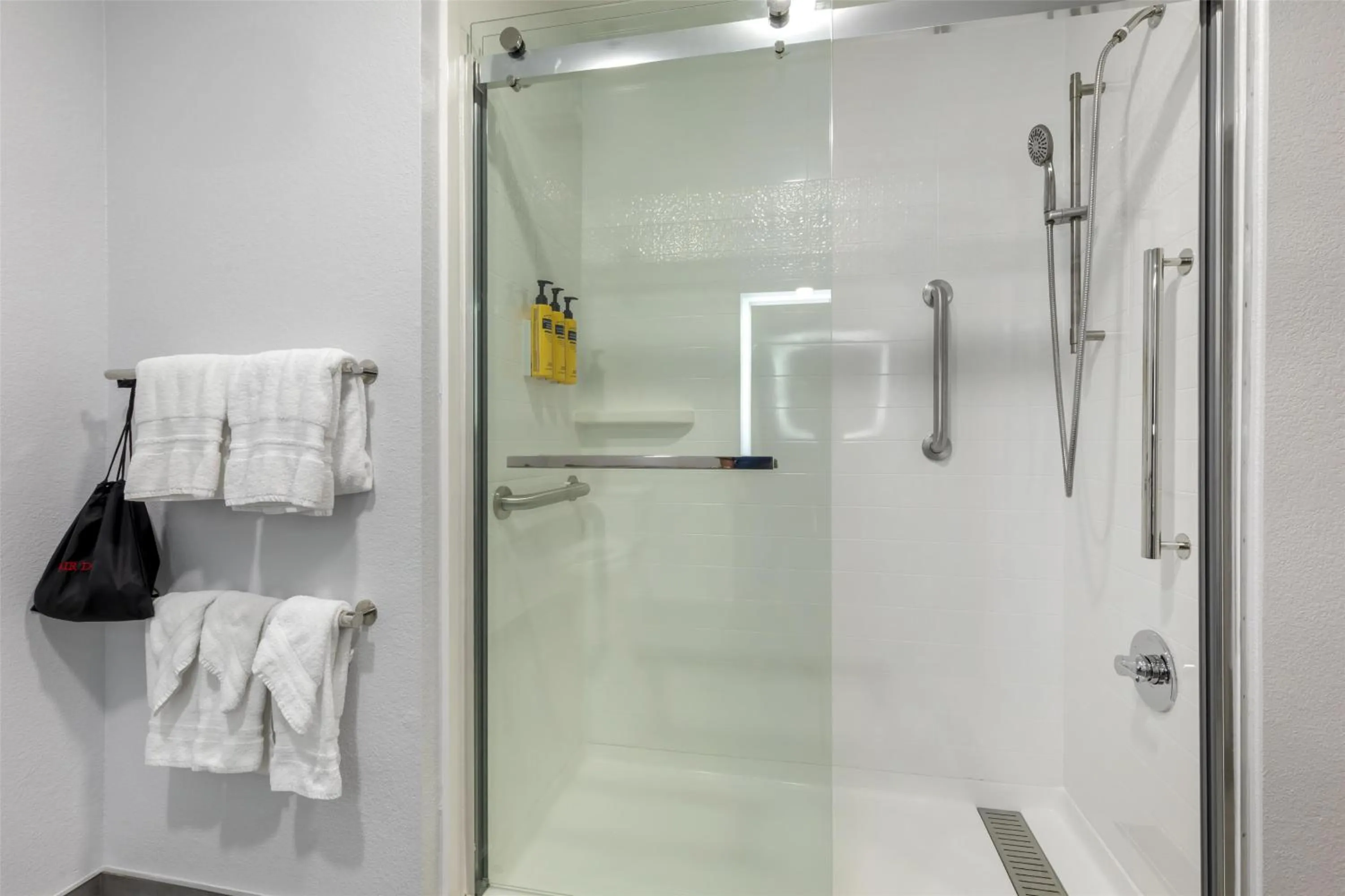 Bathroom in Best Western Plus Lewisville Flower Mound