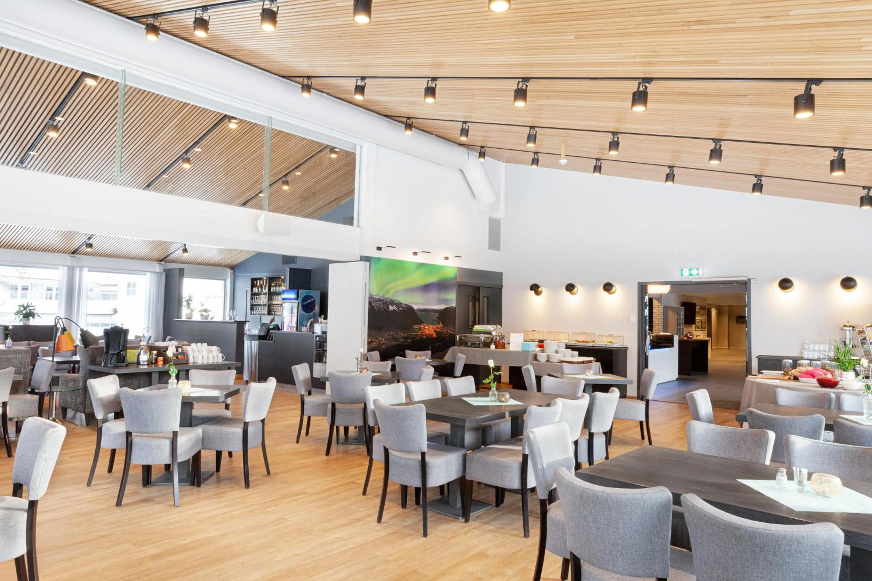 Restaurant/places to eat in Blix Hotel