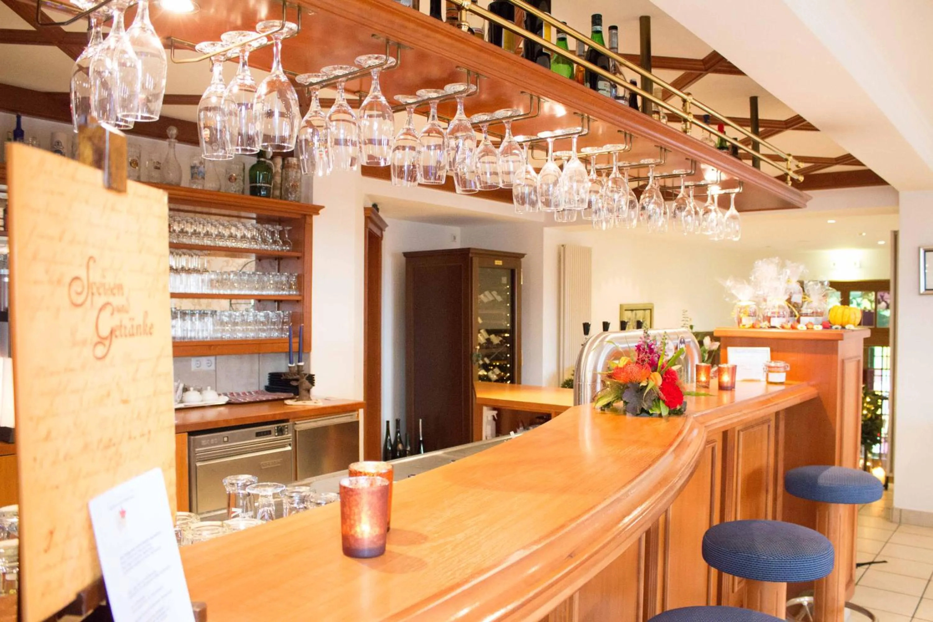 Lounge or bar in Hotel Schützenburg