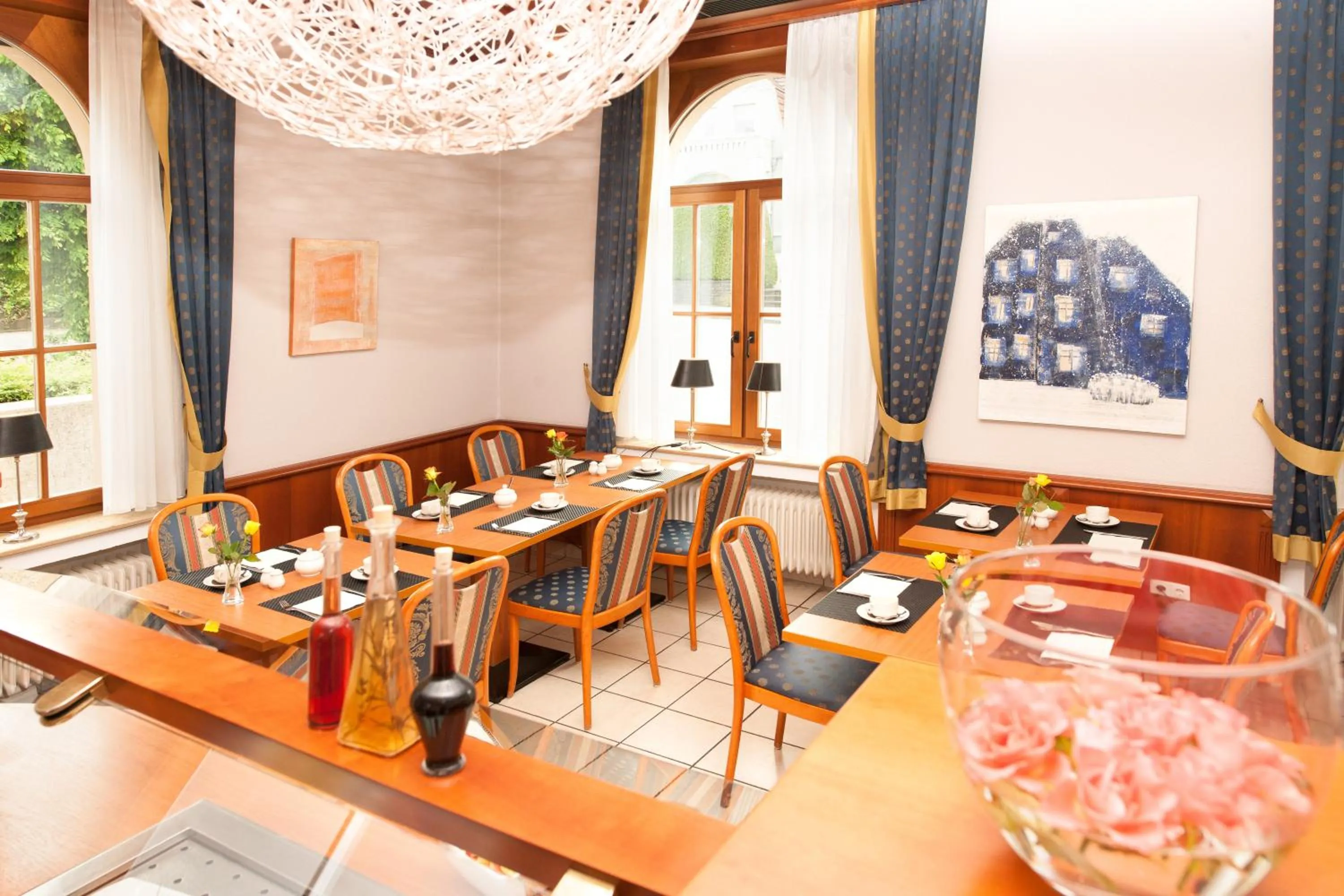 Restaurant/places to eat in Hotel Schützenburg