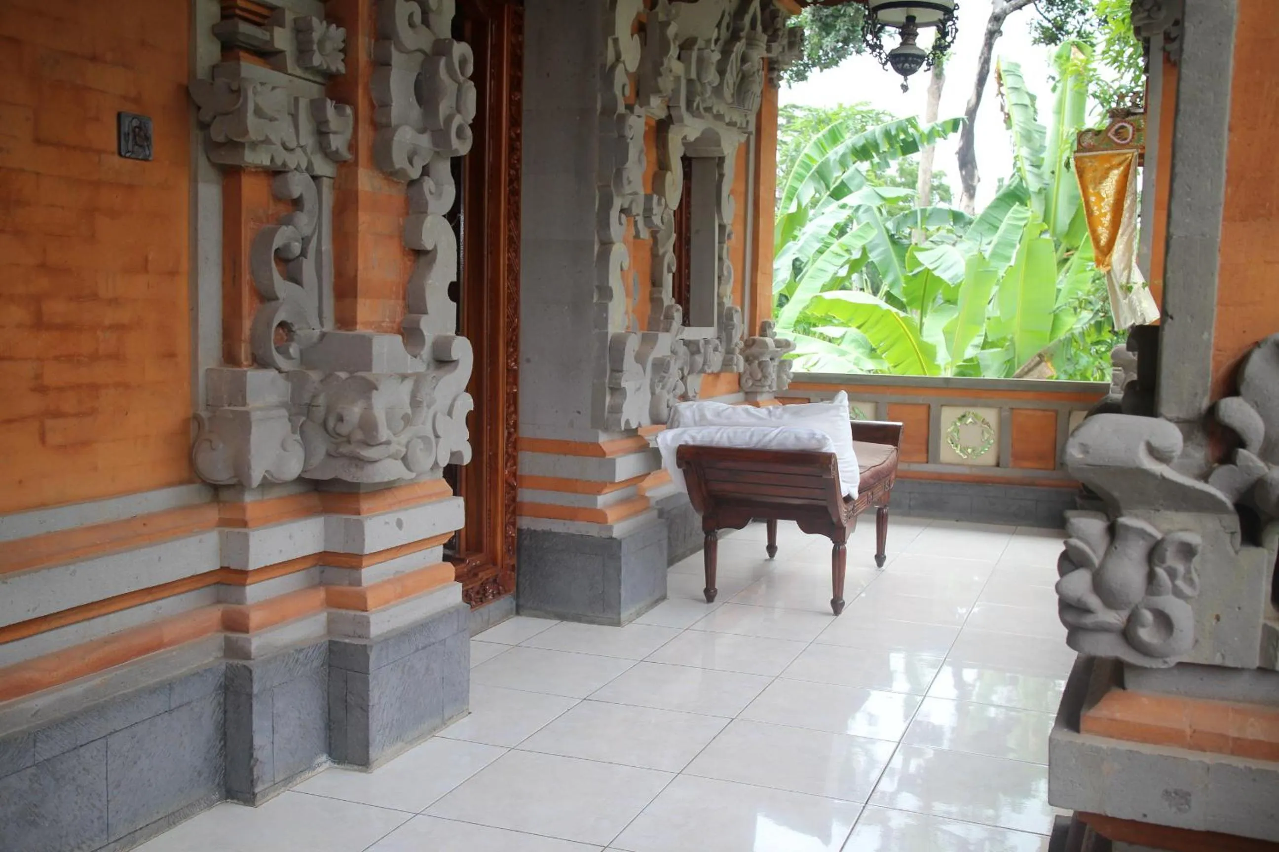 Balcony/Terrace in Ubud Sensasi Bungalow