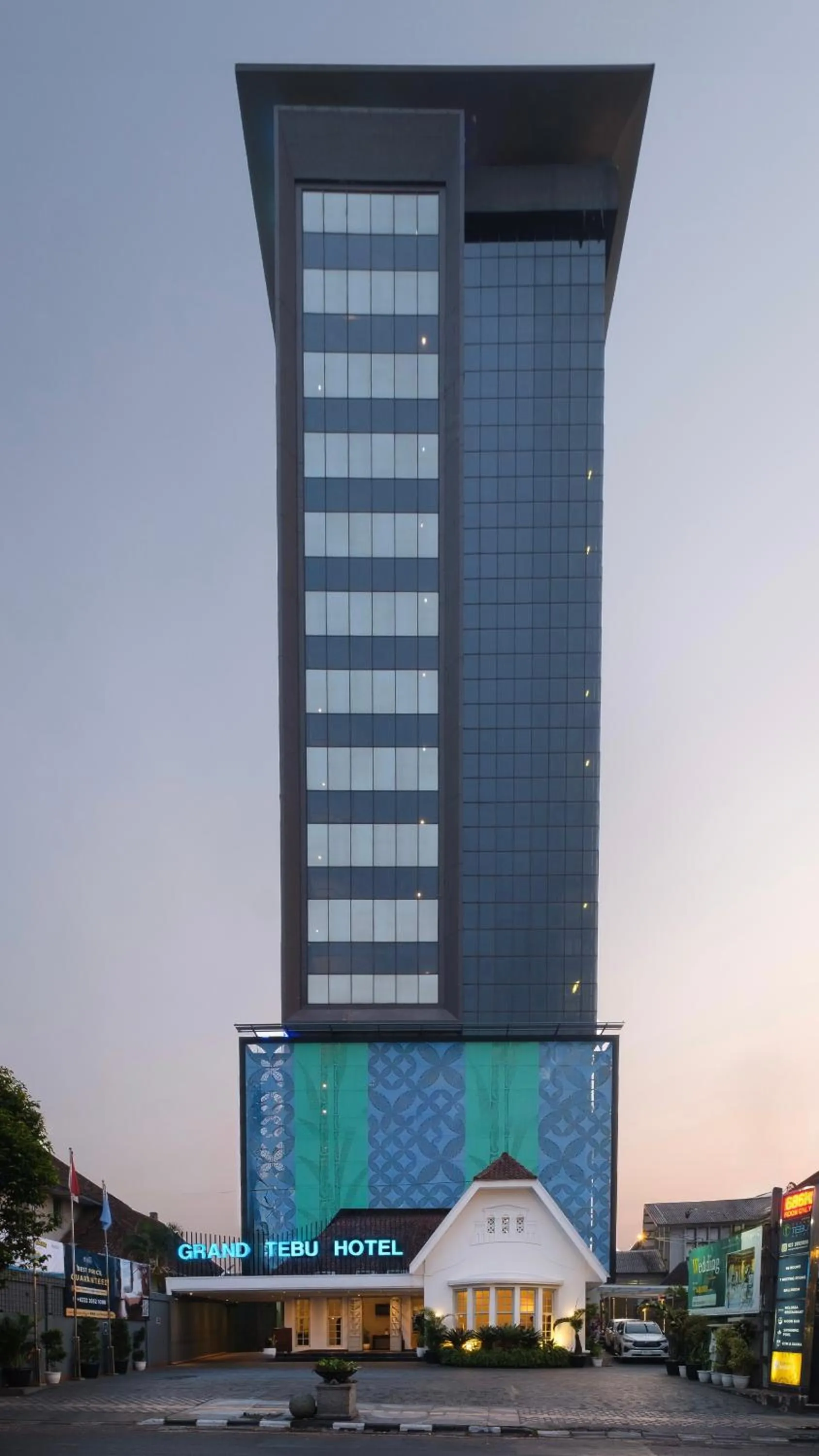 Property building in Grand Tebu Hotel