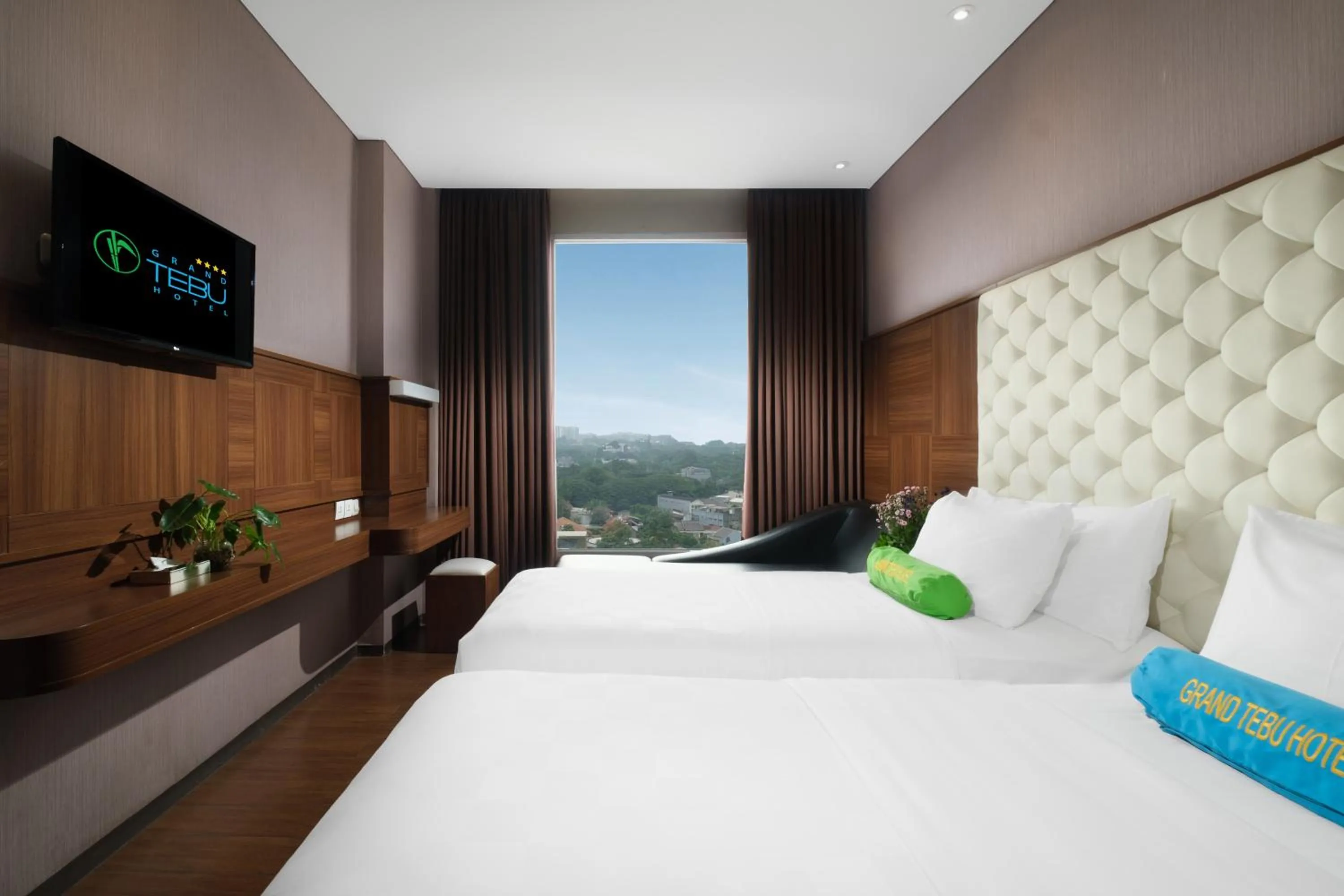 Bedroom, Bed in Grand Tebu Hotel