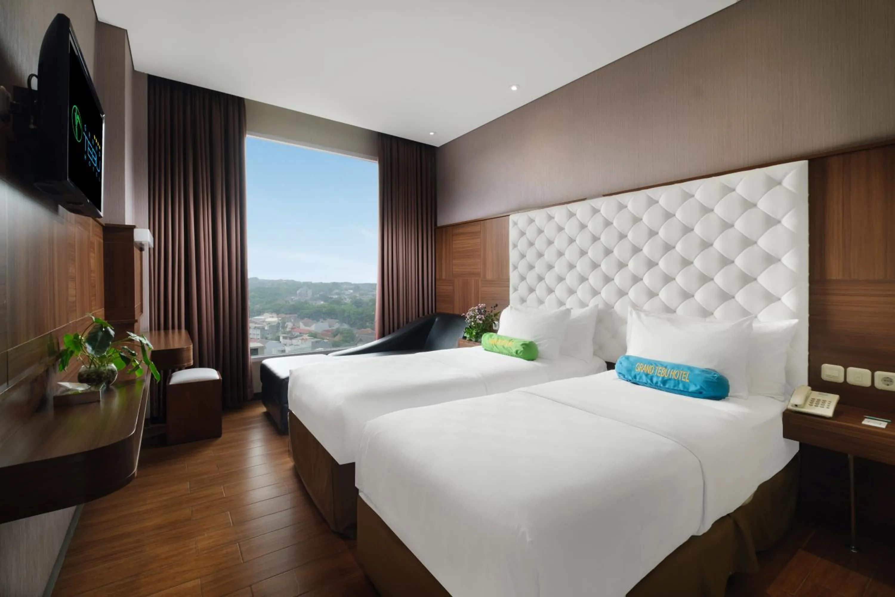 Bedroom, Bed in Grand Tebu Hotel