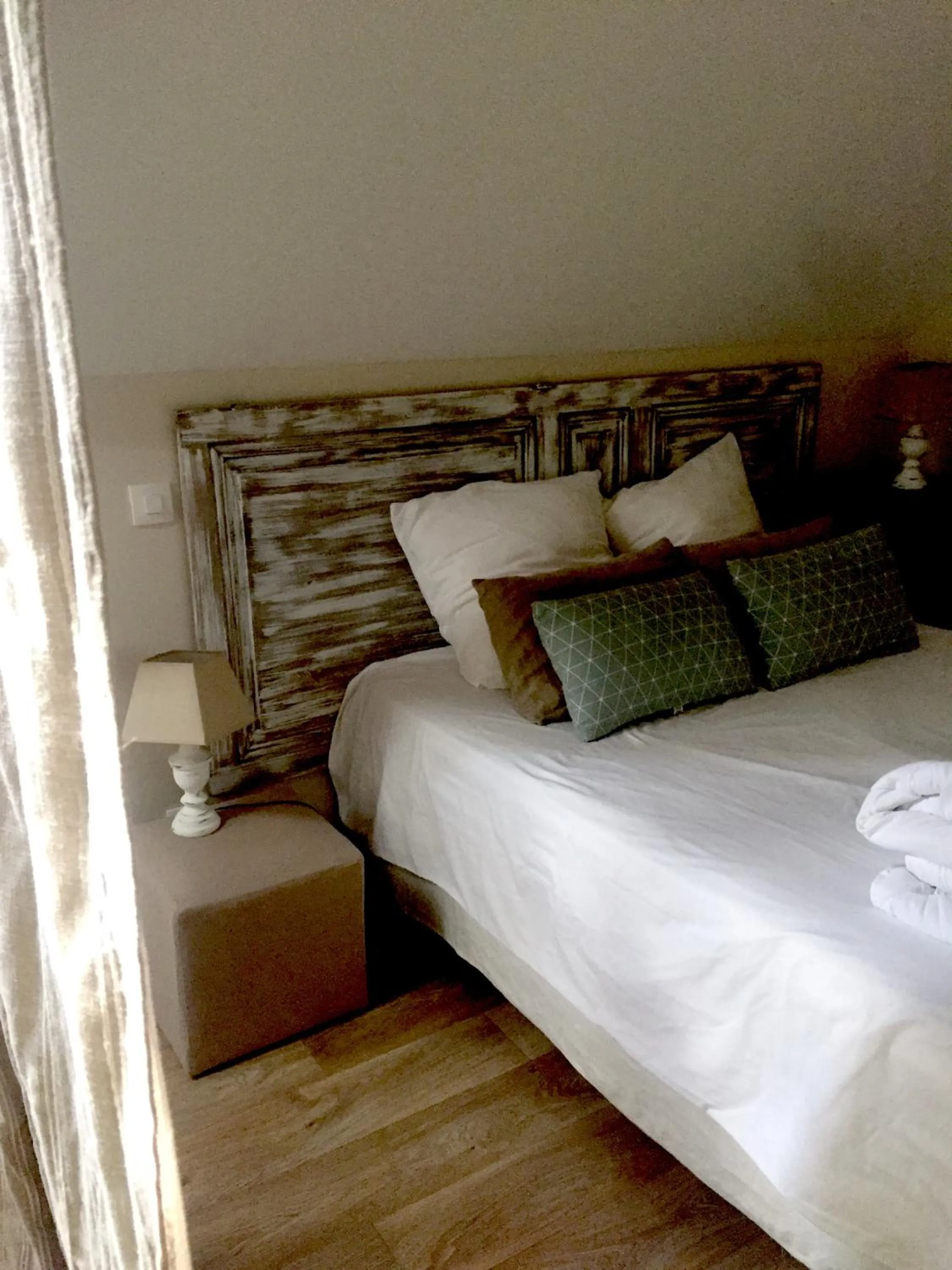 Bedroom, Bed in Kasaloc