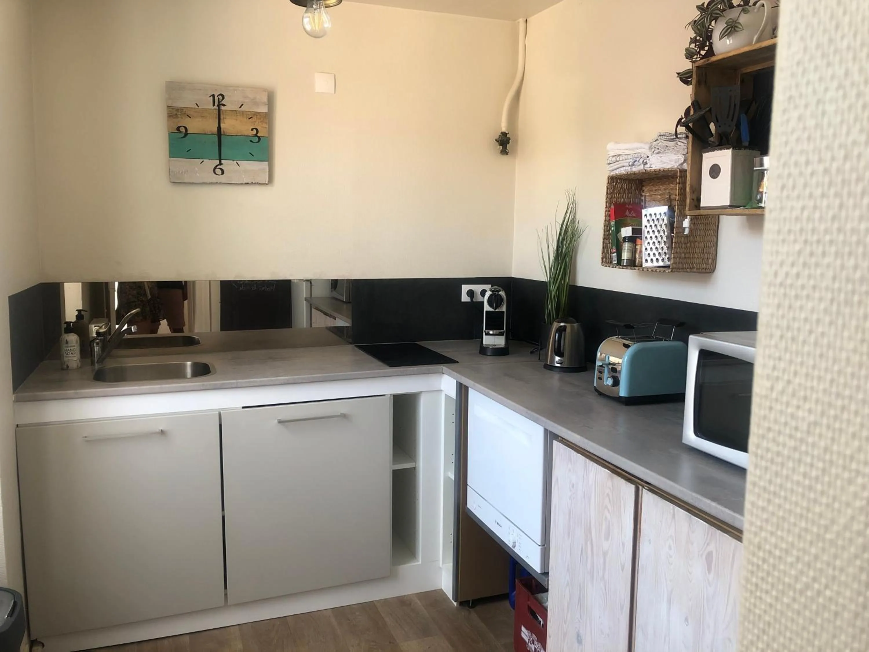 dishwasher in Kasaloc