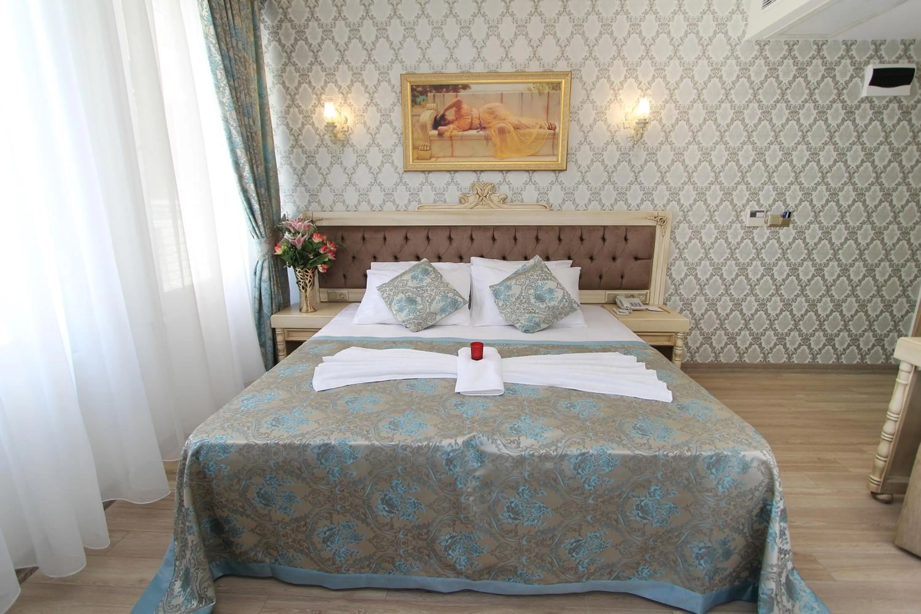 Decorative detail, Bed in Apple Tree Hotel