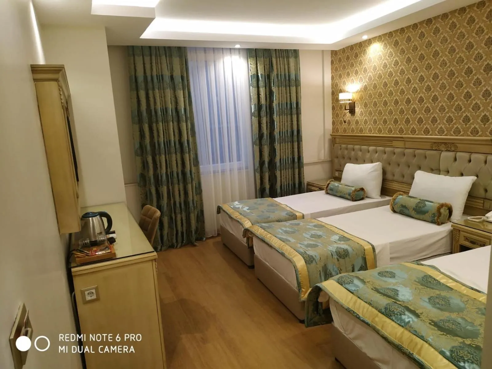 Bed in Apple Tree Hotel