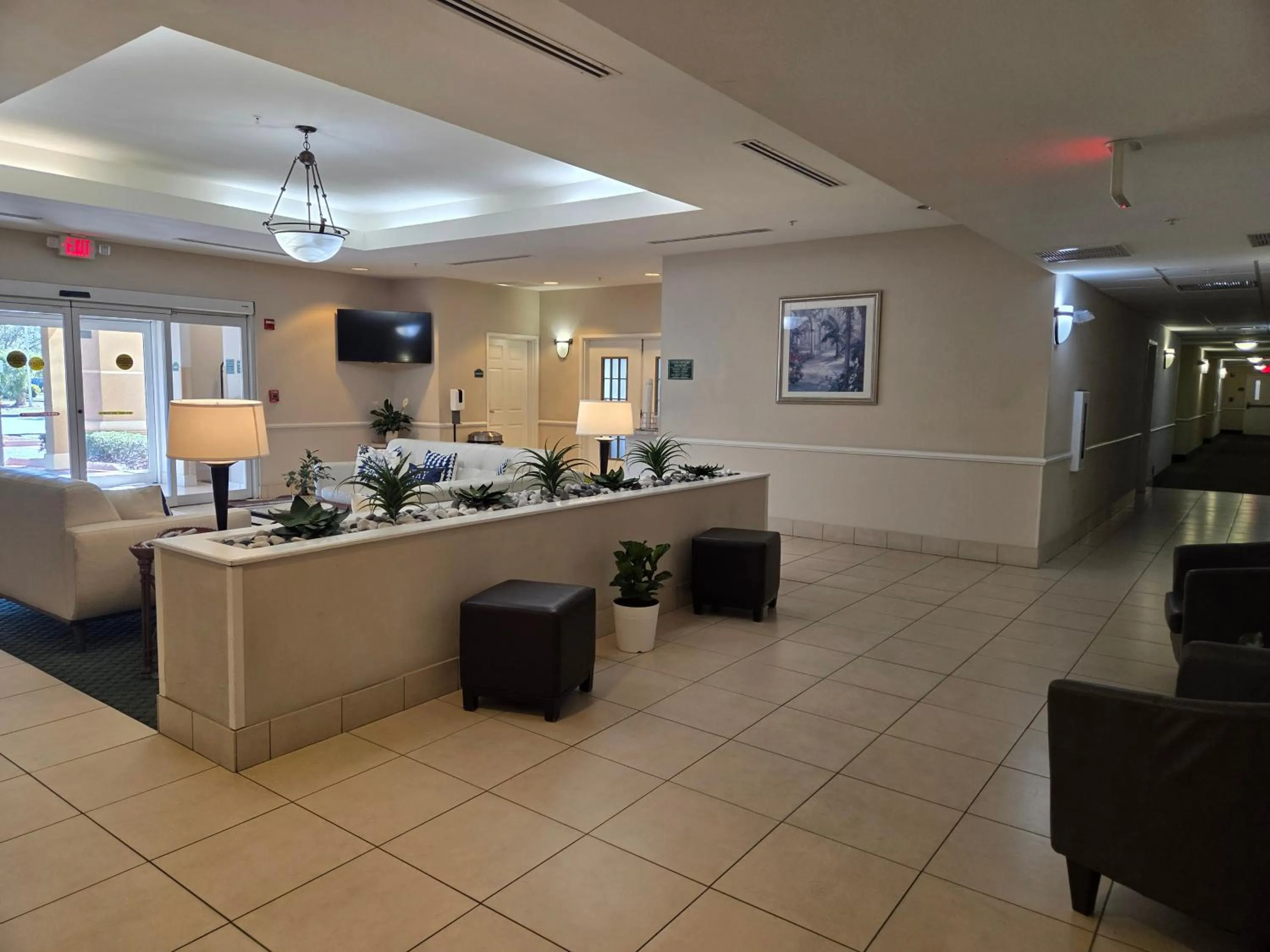 Lobby or reception in La Quinta Inn and Suites Fort Myers I-75