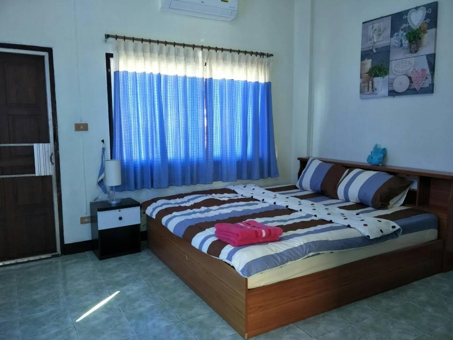 Bedroom, Bed in Nara House