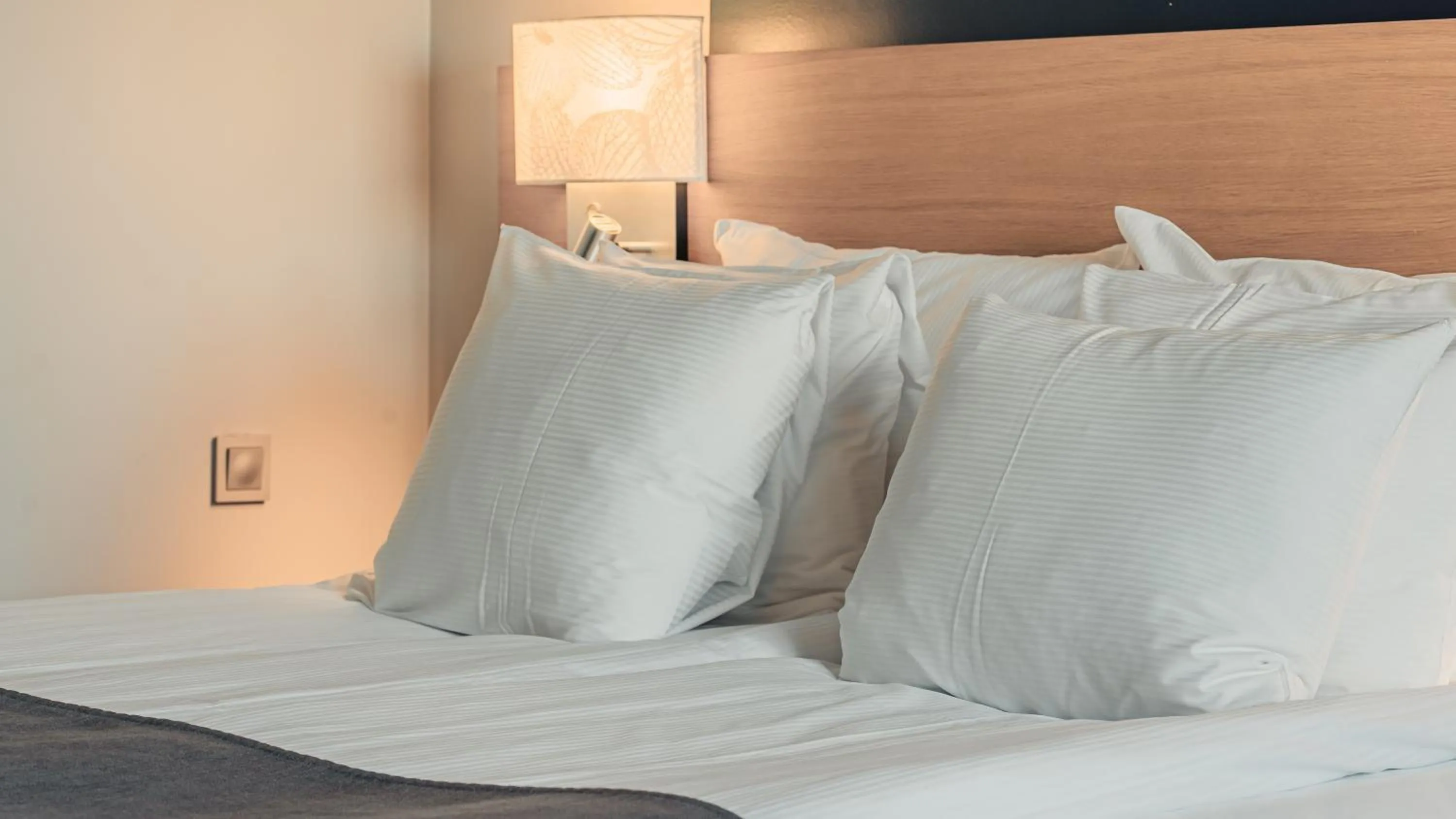 Bed in Quality Hotel Waterfront