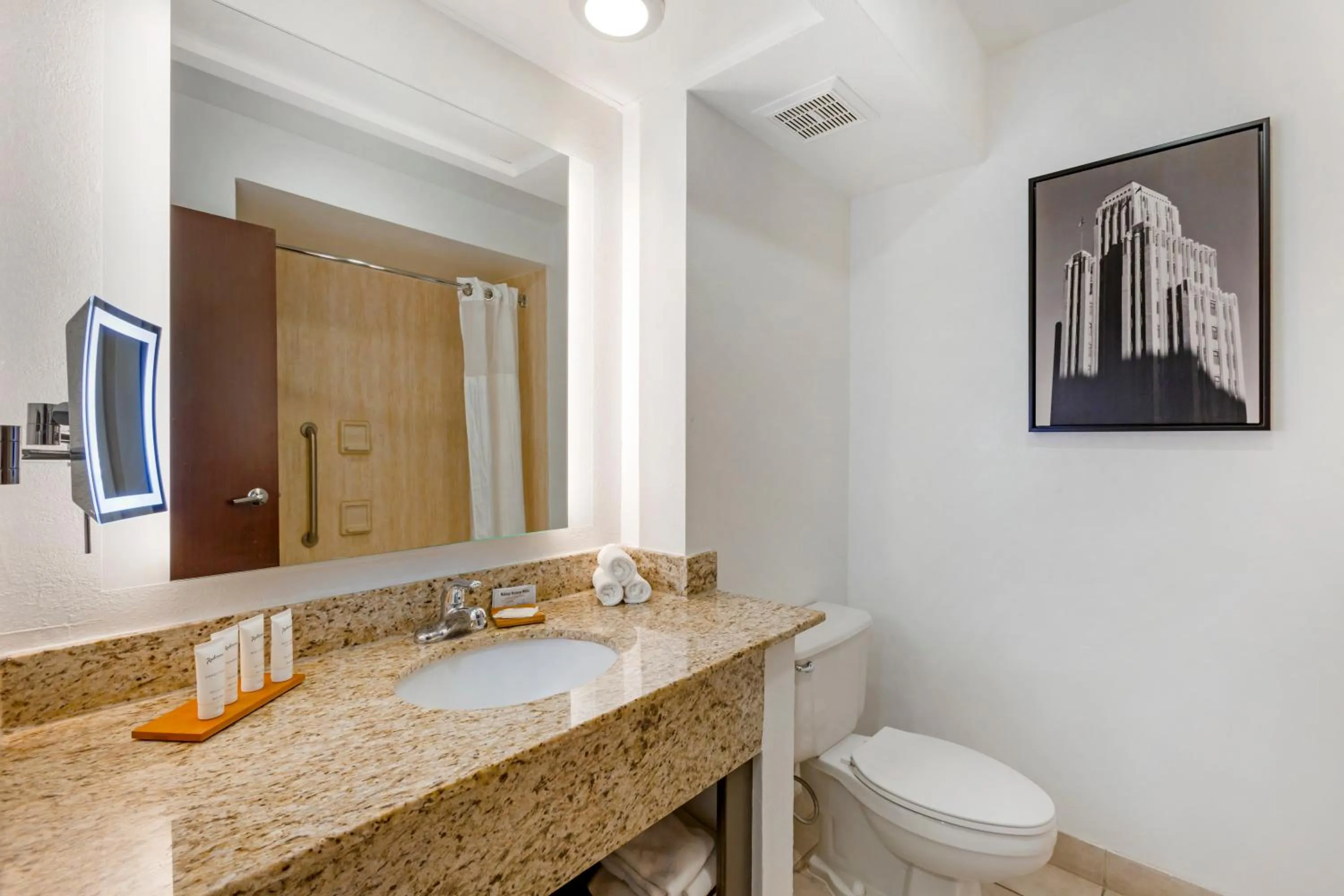 Bathroom in Radisson Hotel Casa Grande