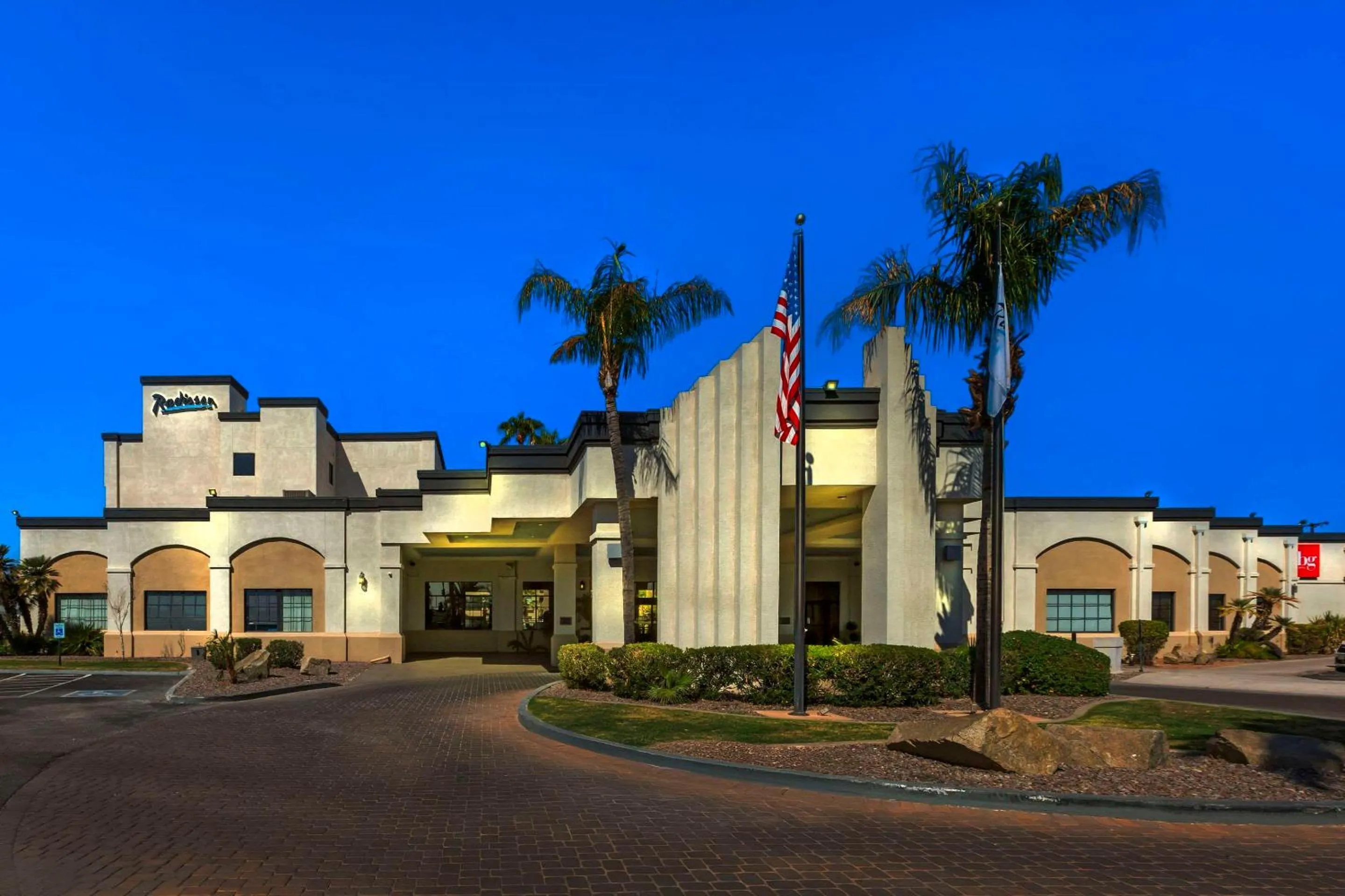 Property building in Radisson Hotel Casa Grande