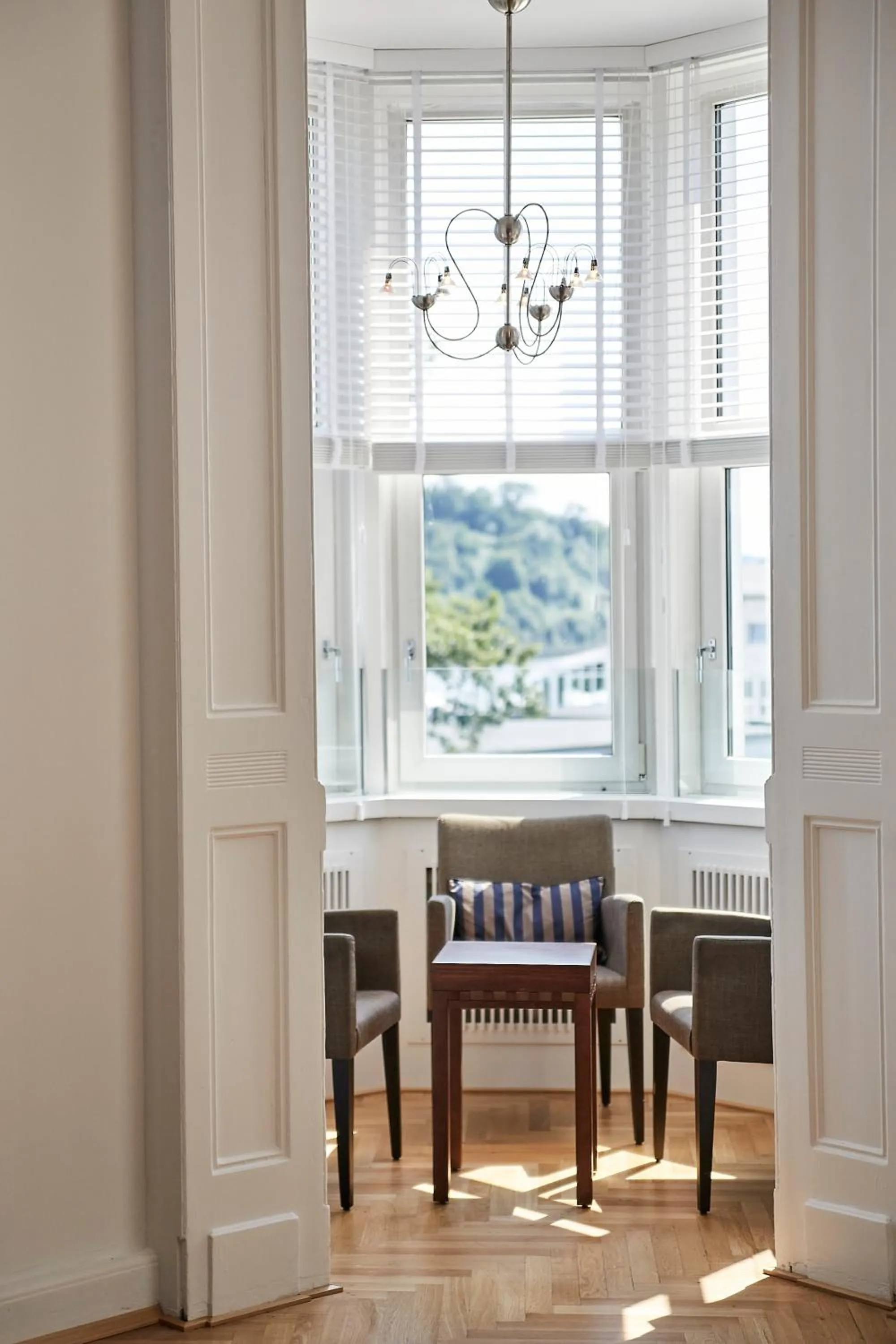 Restaurant/places to eat in Parkhaus Hügel