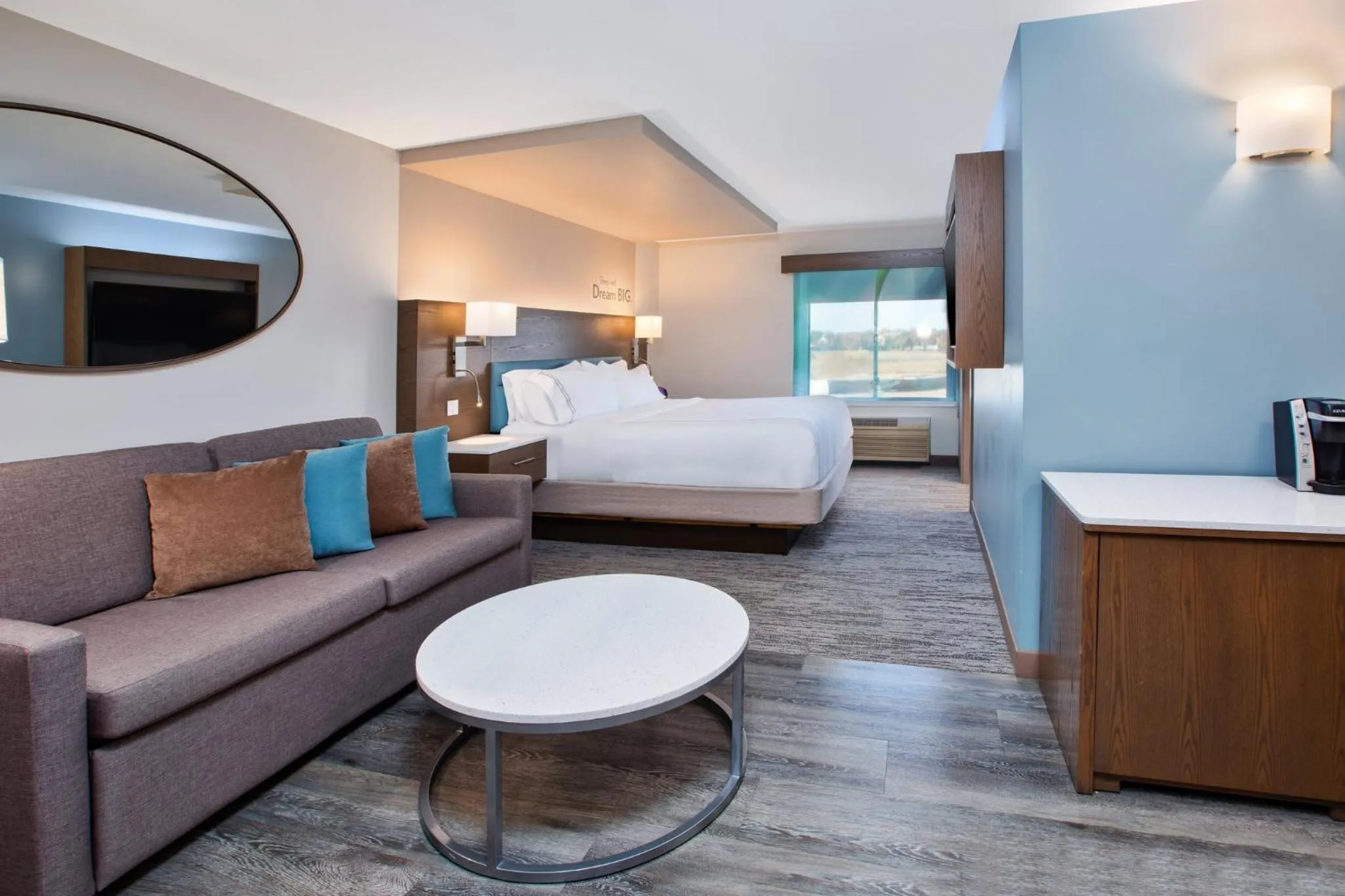 Photo of the whole room, Bed in EVEN Hotel Ann Arbor S - University Area by IHG