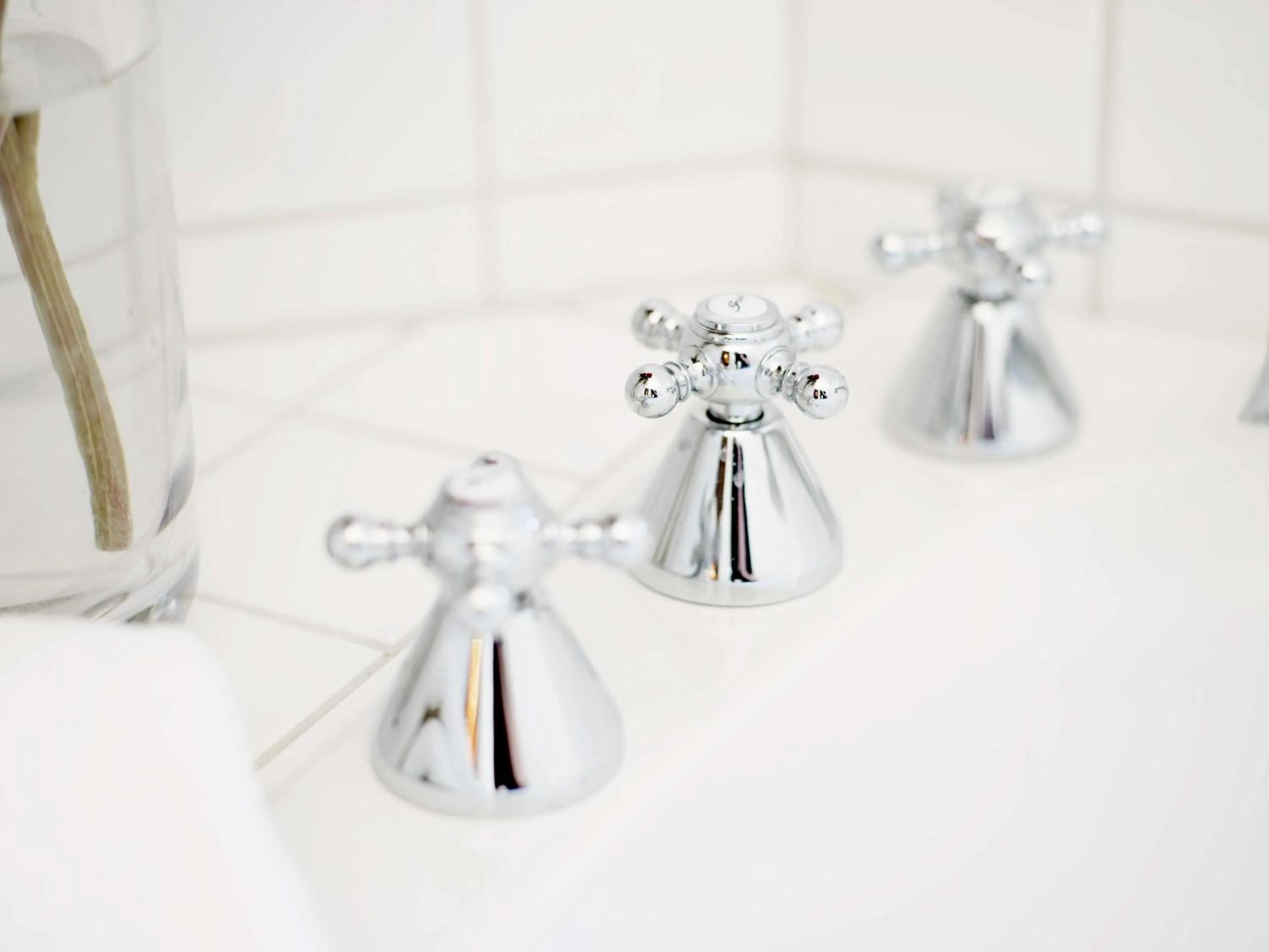 Bathroom in Hotel Kung Carl, WorldHotels Crafted