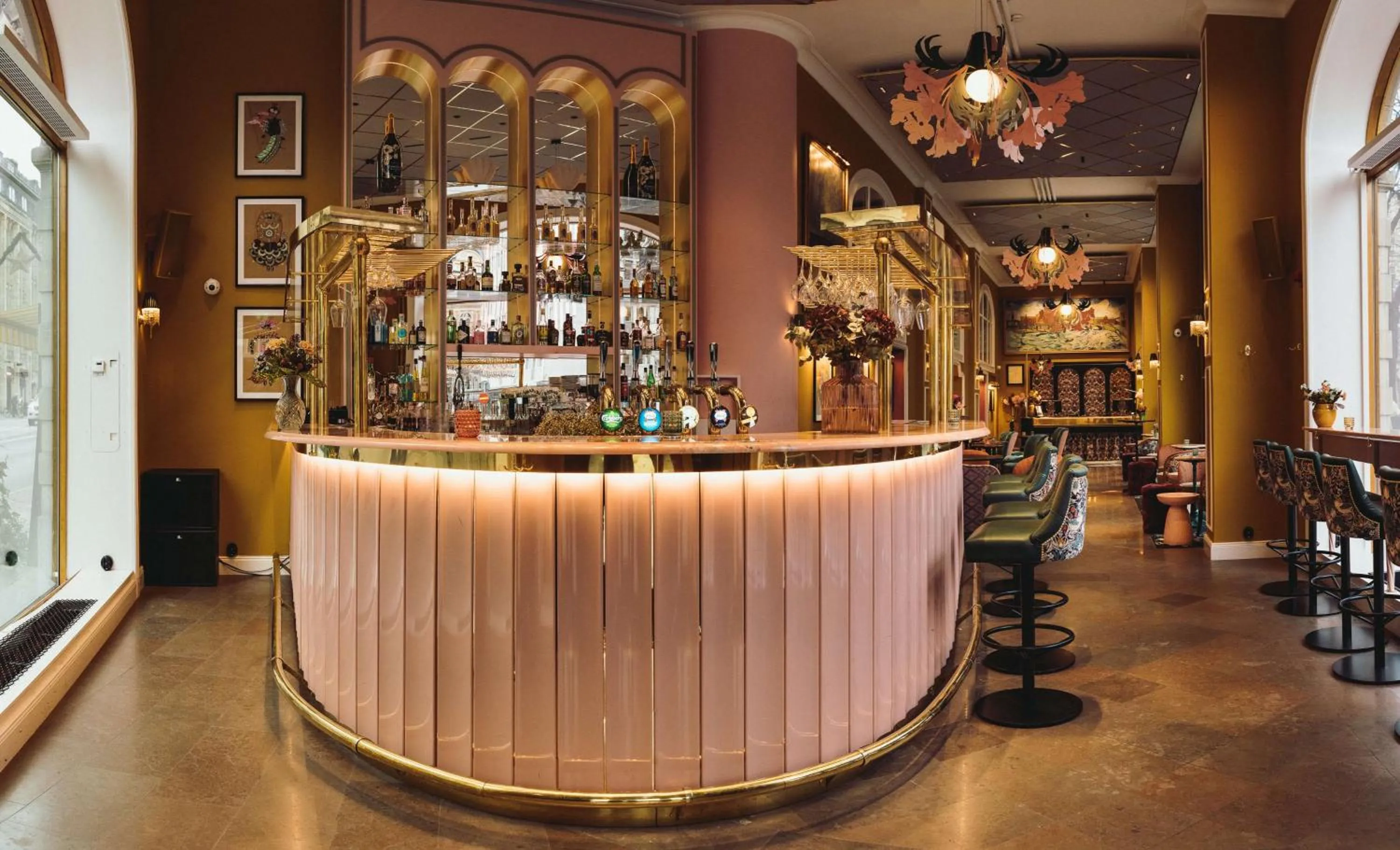 Lounge or bar in Hotel Kung Carl, WorldHotels Crafted