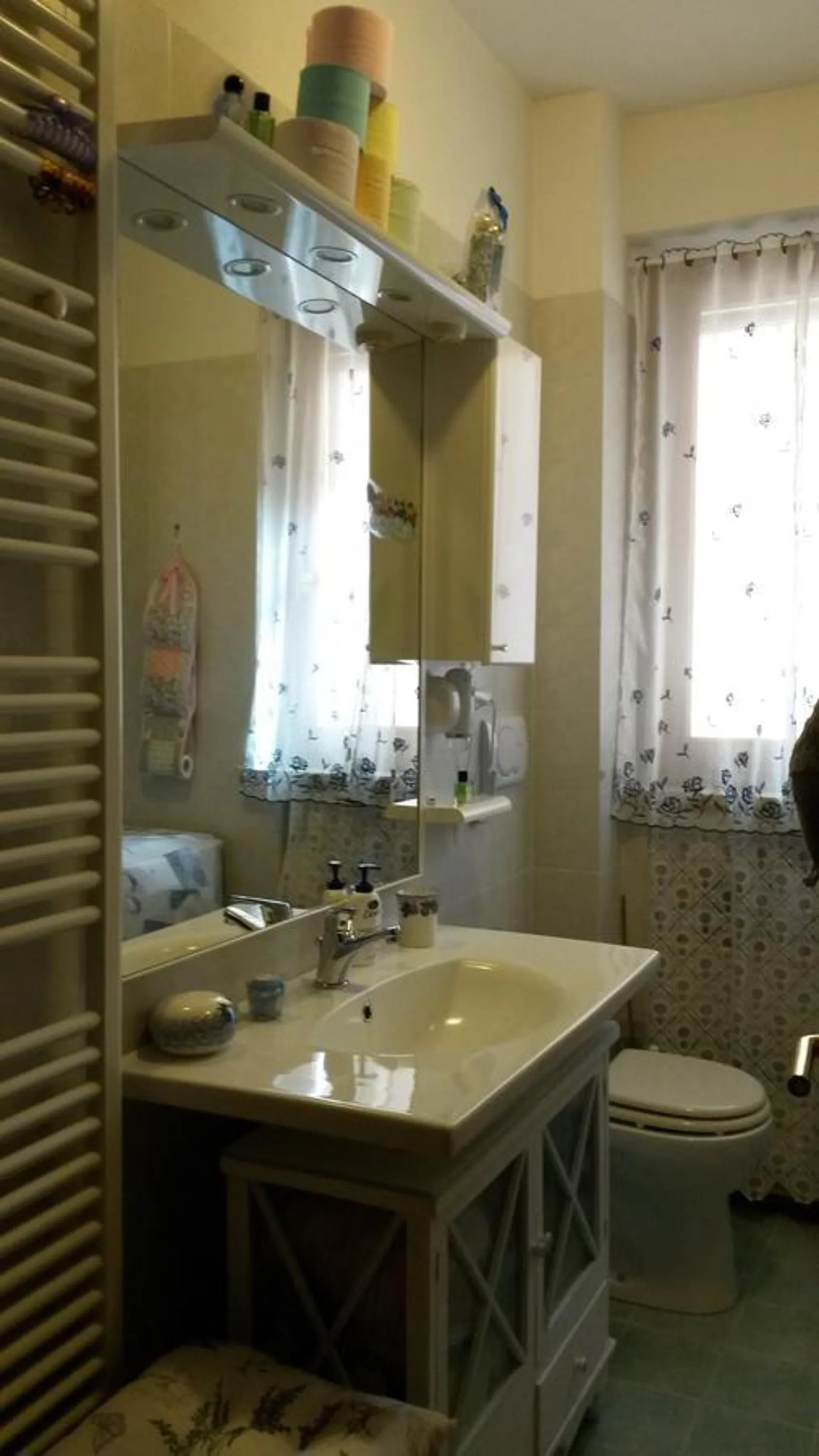 Toilet in L'Incanto