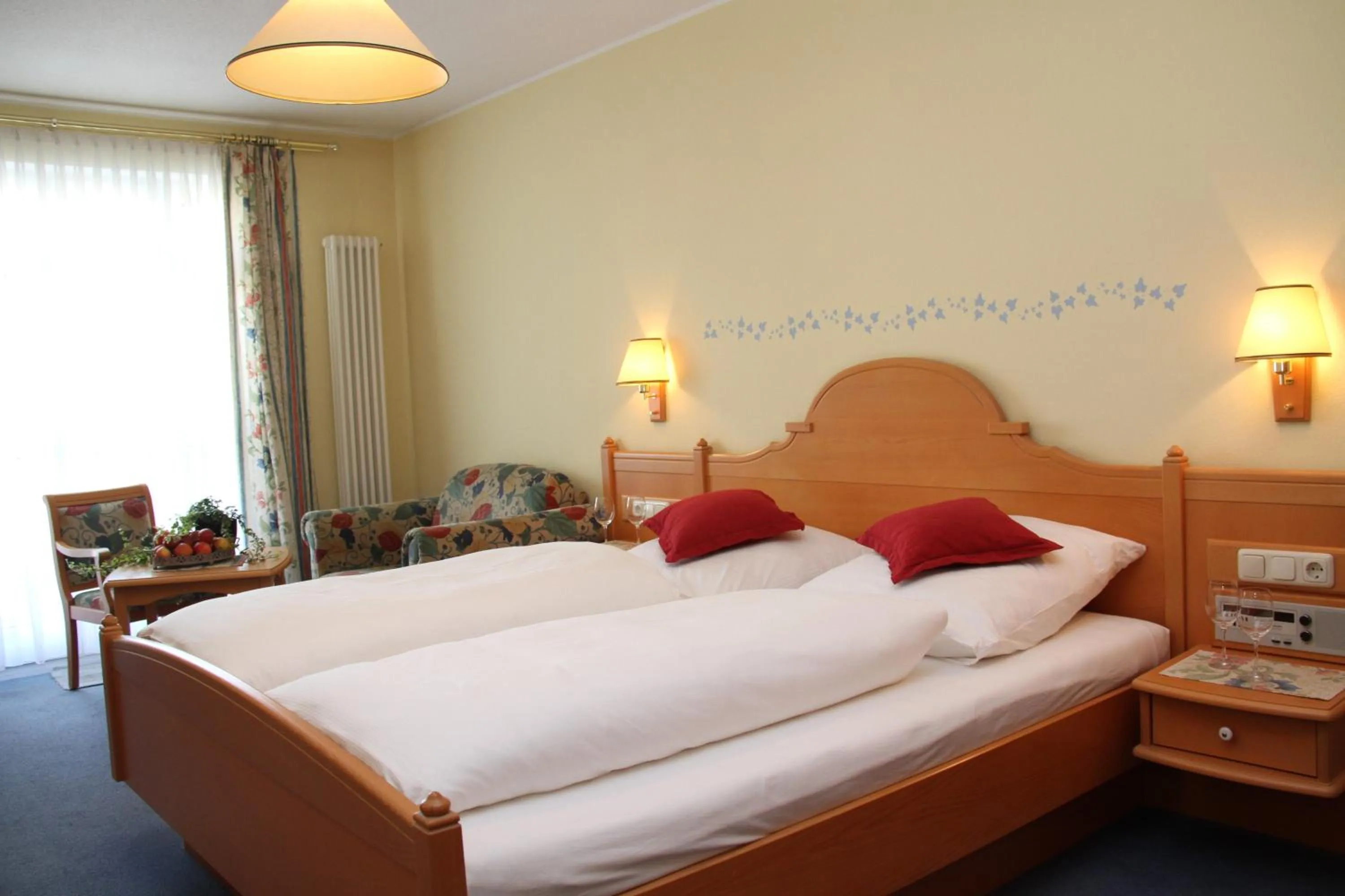 Bedroom in Zilks Landgasthof Zum Frauenstein