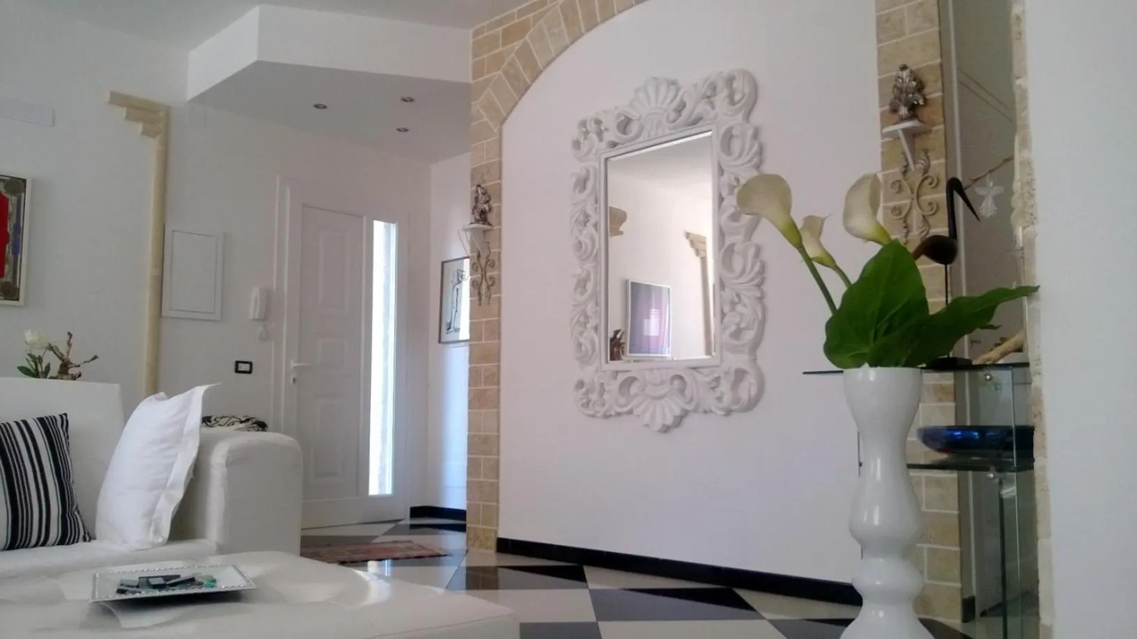 Property building in B&B Lido